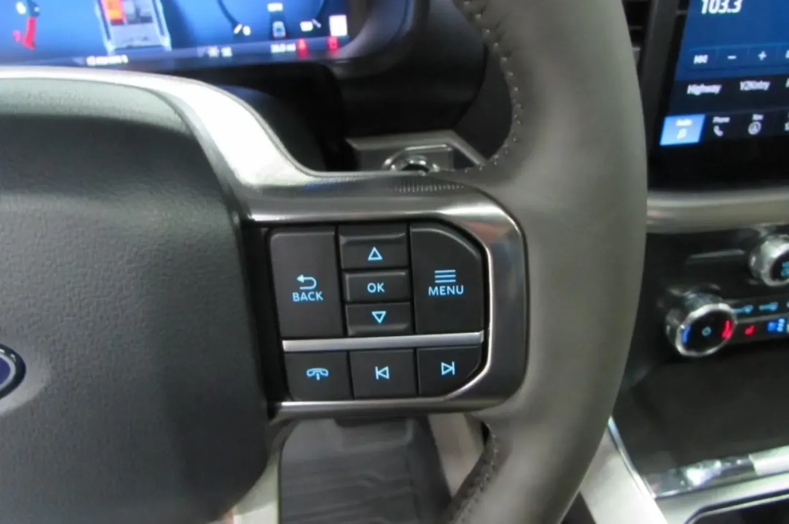 2025 /Smoked Truffle Leather Ford F-150 Platinum (1FTFW7LD0SF) with an 3.5L V6 engine, located at 12836 Highway 21, De Soto, MO, 63020, (636) 337-7777, 38.151867, -90.575615 - Are you ready to elevate your adventures on and off the road? The 2025 Ford F-150 Platinum, available at Pettus Ford De Soto, is more than just a truck-it's a lifestyle choice. Imagine cruising through the scenic routes of De Soto, MO, whether you're embarking on a weekend getaway, hauling equipment - Photo#18