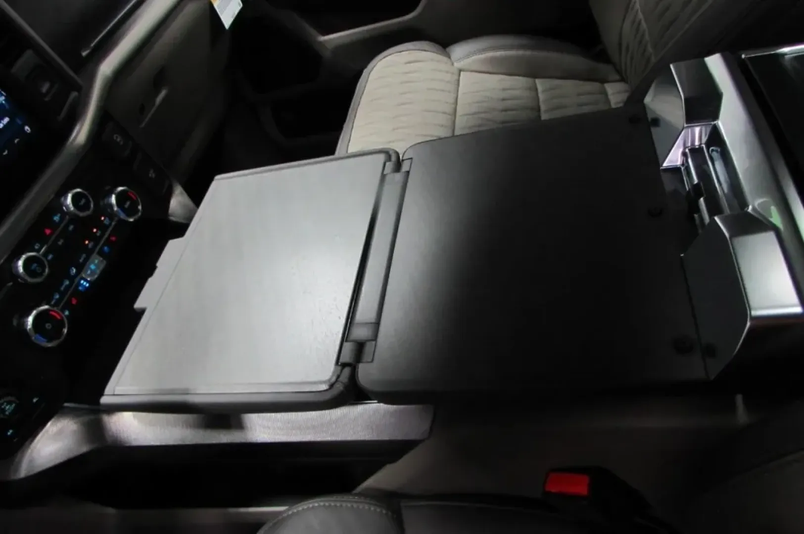 2025 /Smoked Truffle Leather Ford F-150 Platinum (1FTFW7LD0SF) with an 3.5L V6 engine, located at 12836 Highway 21, De Soto, MO, 63020, (636) 337-7777, 38.151867, -90.575615 - Are you ready to elevate your adventures on and off the road? The 2025 Ford F-150 Platinum, available at Pettus Ford De Soto, is more than just a truck-it's a lifestyle choice. Imagine cruising through the scenic routes of De Soto, MO, whether you're embarking on a weekend getaway, hauling equipment - Photo#24
