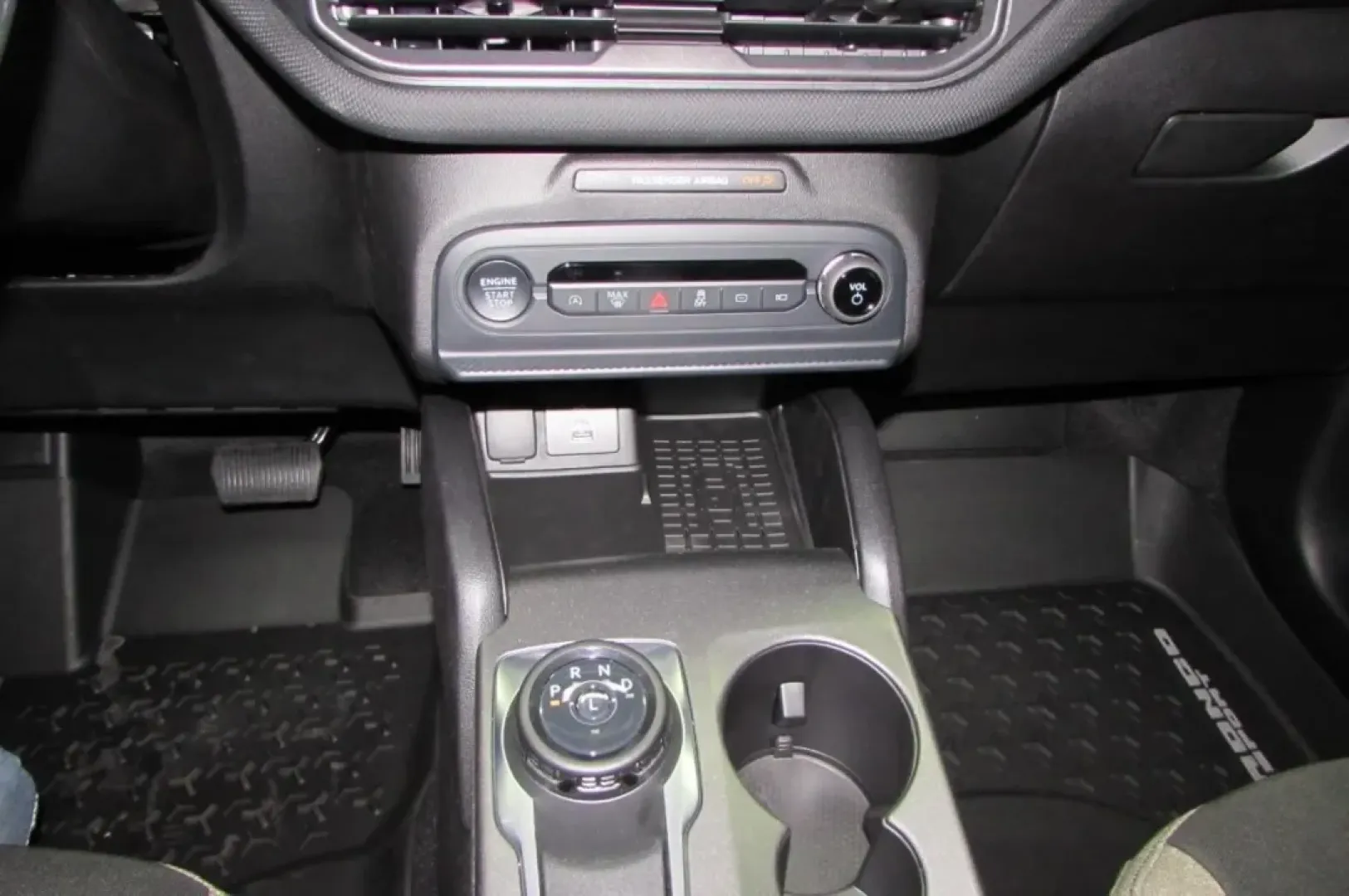 2025 /Medium Lt Smoked Truffle Cloth Ford Bronco Sport Big Bend (3FMCR9BN3SR) with an 1.5L EcoBoost engine, Automatic transmission, located at 12836 Highway 21, De Soto, MO, 63020, (636) 337-7777, 38.151867, -90.575615 - **Unleash Your Adventurous Spirit with the 2025 Ford Bronco Sport Big Bend**<br /> <br /> Are you ready to conquer the great outdoors or tackle your daily commute with style and confidence? Look no further than this stunning 2025 Ford Bronco Sport Big Bend, now available at Pettus Ford De Soto. This - Photo#19