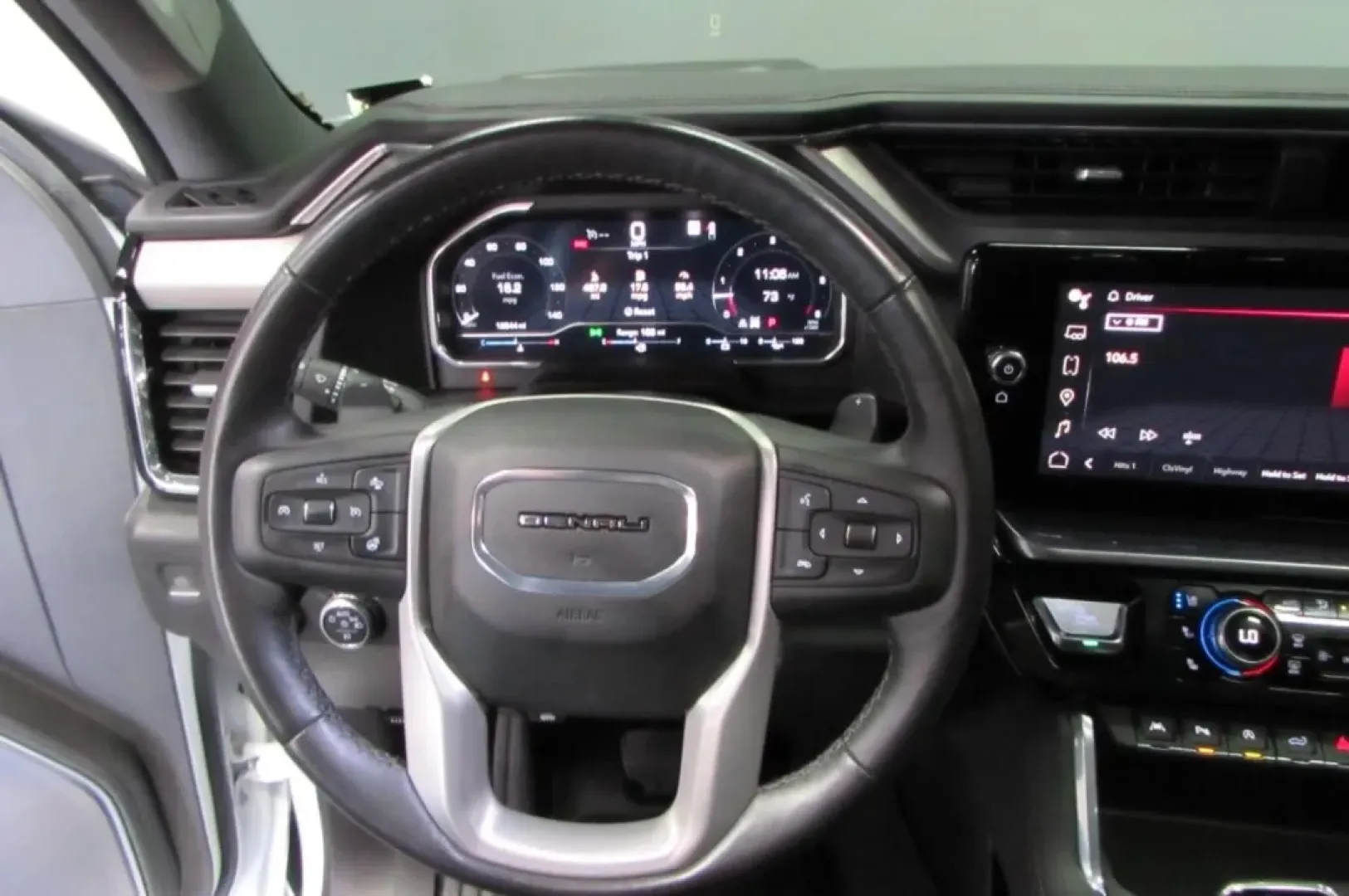 2022 /Jet Black GMC Sierra 1500 Denali (3GTUUGED7NG) with an Other engine, located at 12830 Highway 21, De Soto, MO, 63020, (636) 337-7777, 38.153099, -90.573624 - **Elevate Your Adventures with the 2022 GMC Sierra 1500 at Pettus CDJR DeSoto!**<br /> <br /> Looking for the perfect vehicle to complement your active lifestyle? The 2022 GMC Sierra 1500, available at Pettus CDJR DeSoto, is not just a truck; it's your ticket to unforgettable weekend adventures and - Photo#18