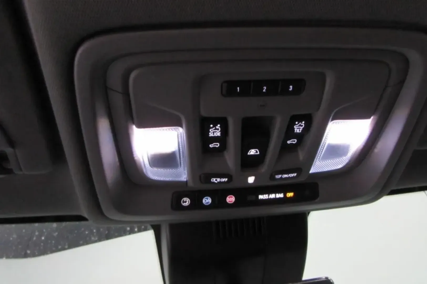 2022 /Jet Black GMC Sierra 1500 Denali (3GTUUGED7NG) with an Other engine, located at 12830 Highway 21, De Soto, MO, 63020, (636) 337-7777, 38.153099, -90.573624 - **Elevate Your Adventures with the 2022 GMC Sierra 1500 at Pettus CDJR DeSoto!**<br /> <br /> Looking for the perfect vehicle to complement your active lifestyle? The 2022 GMC Sierra 1500, available at Pettus CDJR DeSoto, is not just a truck; it's your ticket to unforgettable weekend adventures and - Photo#23