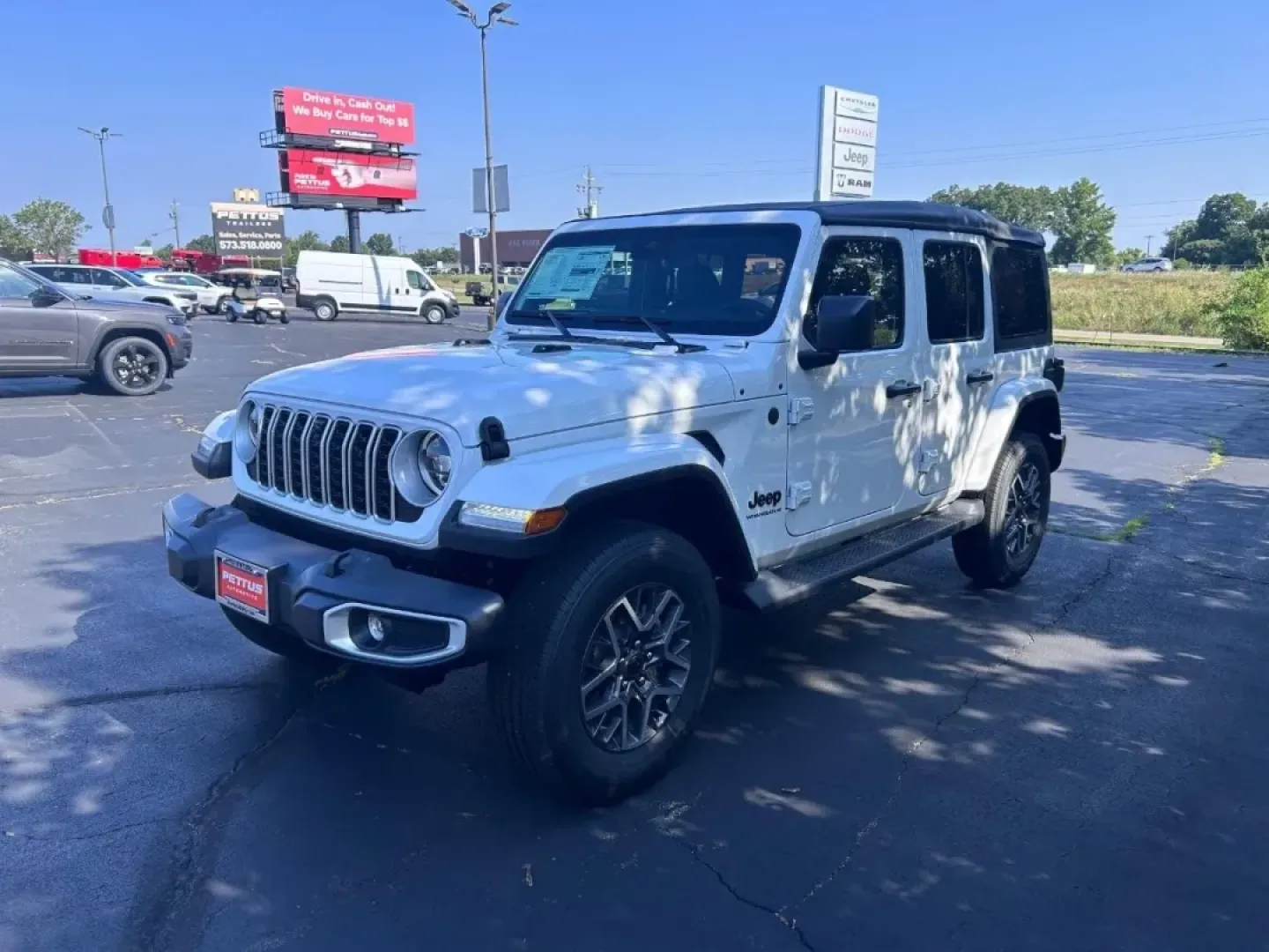 2025 /Black Leather Jeep Wrangler Sahara (1C4PJXEG9SW) with an 3.6L V6 engine, Automatic transmission, located at 970 Woodlawn Dr., Farmington, MO, 63640, (573) 431-7800, 37.825642, -90.468674 - **Adventure Awaits! Discover the 2025 Jeep Wrangler Sahara at Pettus CDJR Farmington**<br /> <br /> Are you ready to take on the great outdoors or embark on your next family road trip? Look no further than the **2025 Jeep Wrangler Sahara**, a perfect blend of ruggedness and comfort tailored for adve - Photo#6