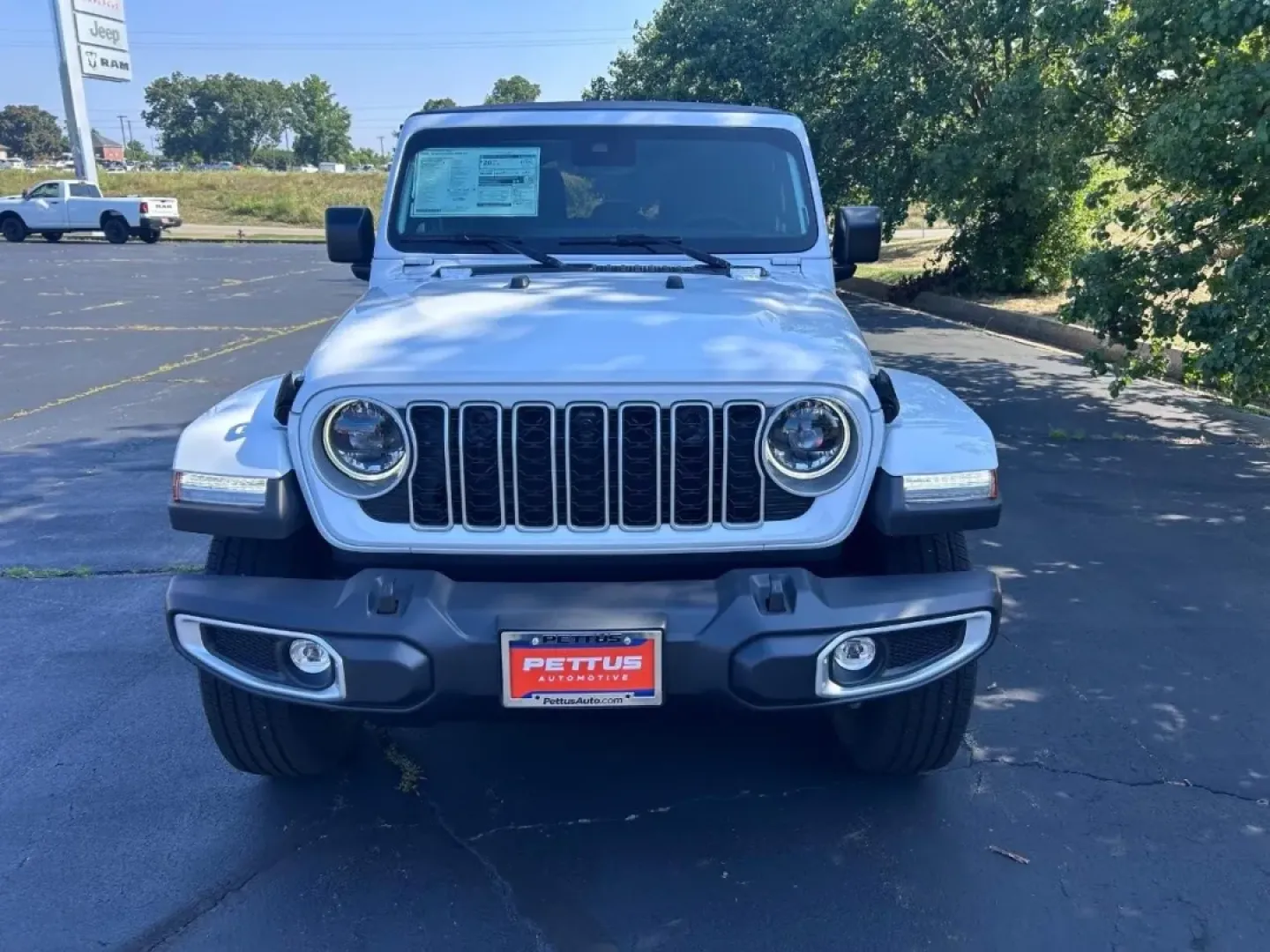 2025 /Black Leather Jeep Wrangler Sahara (1C4PJXEG9SW) with an 3.6L V6 engine, Automatic transmission, located at 970 Woodlawn Dr., Farmington, MO, 63640, (573) 431-7800, 37.825642, -90.468674 - **Adventure Awaits! Discover the 2025 Jeep Wrangler Sahara at Pettus CDJR Farmington**<br /> <br /> Are you ready to take on the great outdoors or embark on your next family road trip? Look no further than the **2025 Jeep Wrangler Sahara**, a perfect blend of ruggedness and comfort tailored for adve - Photo#7