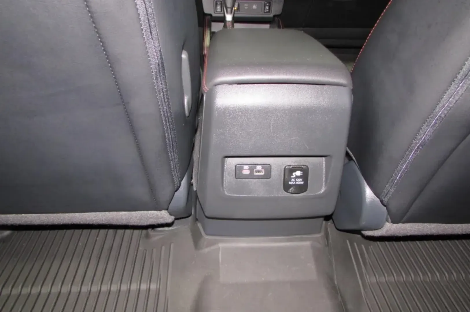 2024 /Charcoal w/Lava Red Leather Nissan Frontier PRO-4X (1N6ED1EK1RN) with an Other engine, Automatic transmission, located at 12836 Highway 21, De Soto, MO, 63020, (636) 337-7777, 38.151867, -90.575615 - **Conquer Every Terrain with the 2024 Nissan Frontier at Pettus Ford De Soto!**<br /> <br /> Are you in search of a versatile, rugged vehicle that can handle both your weekday commutes and weekend adventures? Look no further! The 2024 Nissan Frontier is the perfect choice for those who crave a truck - Photo#29