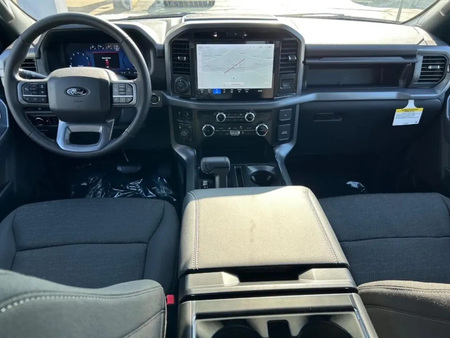 2025 /Black Cloth Ford F-150 XLT (1FTFW3L51SK) with an 5.0L engine, located at 141 Commercial Dr, Fredericktown, MO, 63645, (573) 783-6432, 37.570087, -90.320648 - **Discover the Perfect Adventure with the 2025 Ford F-150 XLT at Pettus Ford Fredericktown**<br /> <br /> Are you ready to elevate your lifestyle with a vehicle that combines rugged capability and everyday comfort? The 2025 Ford F-150 XLT, available now at Pettus Ford Fredericktown, is the quintesse - Photo#9