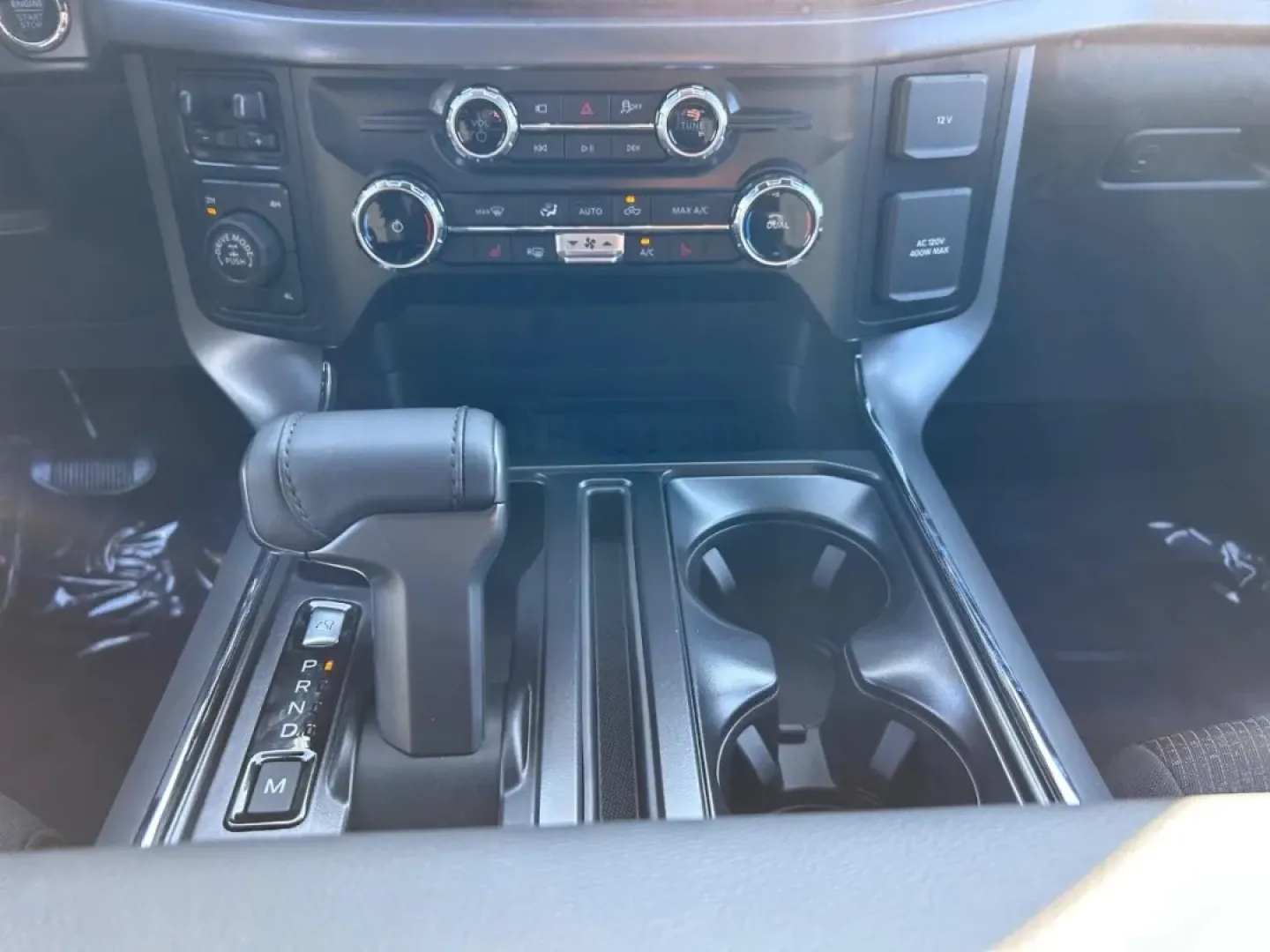 2025 /Black Cloth Ford F-150 XLT (1FTFW3L51SK) with an 5.0L engine, located at 141 Commercial Dr, Fredericktown, MO, 63645, (573) 783-6432, 37.570087, -90.320648 - **Discover the Perfect Adventure with the 2025 Ford F-150 XLT at Pettus Ford Fredericktown**<br /> <br /> Are you ready to elevate your lifestyle with a vehicle that combines rugged capability and everyday comfort? The 2025 Ford F-150 XLT, available now at Pettus Ford Fredericktown, is the quintesse - Photo#15