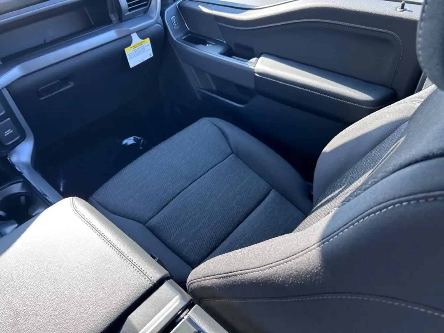 2025 /Black Cloth Ford F-150 XLT (1FTFW3L51SK) with an 5.0L engine, located at 141 Commercial Dr, Fredericktown, MO, 63645, (573) 783-6432, 37.570087, -90.320648 - **Discover the Perfect Adventure with the 2025 Ford F-150 XLT at Pettus Ford Fredericktown**<br /> <br /> Are you ready to elevate your lifestyle with a vehicle that combines rugged capability and everyday comfort? The 2025 Ford F-150 XLT, available now at Pettus Ford Fredericktown, is the quintesse - Photo#16
