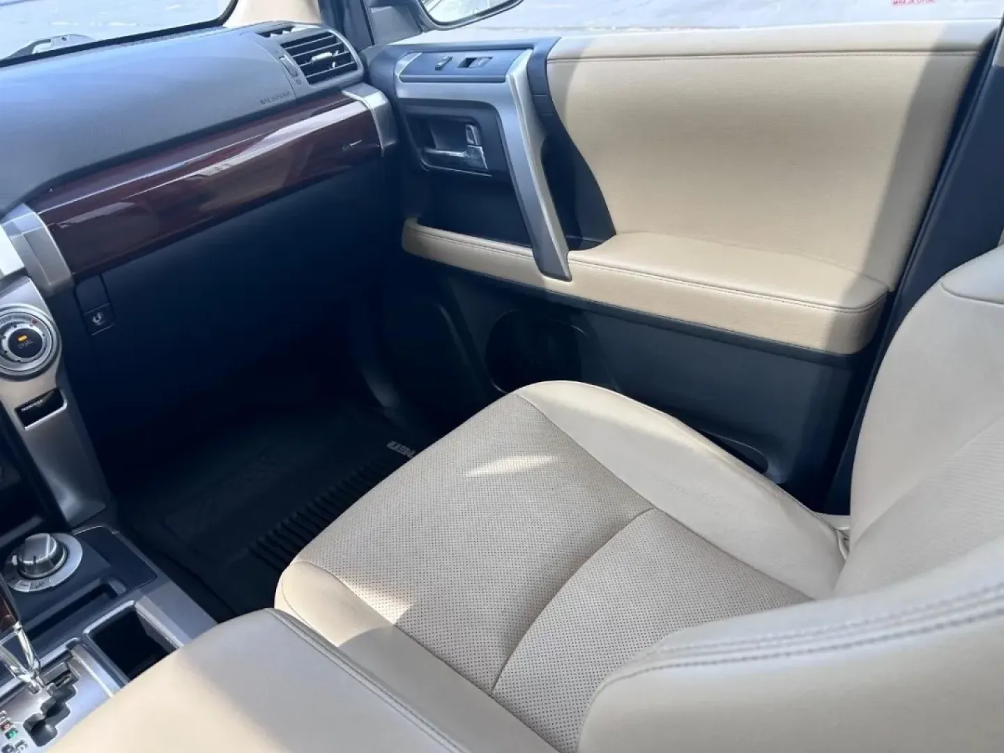 2019 /Sand Beige Leather Toyota 4Runner Limited (JTEBU5JR7K5) with an 4.0L V6 DOHC SMPI engine, Automatic transmission, located at 970 Woodlawn Dr., Farmington, MO, 63640, (573) 431-7800, 37.825642, -90.468674 - ### Adventure Awaits: Explore the Great Outdoors with the 2019 Toyota 4Runner<br /> <br /> If you're looking for a reliable companion for your weekend adventures or a vehicle that can handle both daily commutes and off-road excursions, the **2019 Toyota 4Runner** is your perfect match. This rugged S - Photo#18