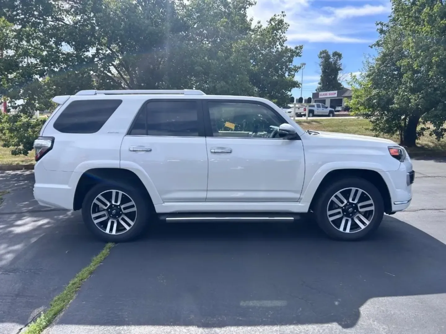 2019 /Sand Beige Leather Toyota 4Runner Limited (JTEBU5JR7K5) with an 4.0L V6 DOHC SMPI engine, Automatic transmission, located at 970 Woodlawn Dr., Farmington, MO, 63640, (573) 431-7800, 37.825642, -90.468674 - ### Adventure Awaits: Explore the Great Outdoors with the 2019 Toyota 4Runner<br /> <br /> If you're looking for a reliable companion for your weekend adventures or a vehicle that can handle both daily commutes and off-road excursions, the **2019 Toyota 4Runner** is your perfect match. This rugged S - Photo#1