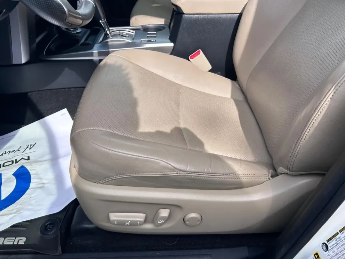 2019 /Sand Beige Leather Toyota 4Runner Limited (JTEBU5JR7K5) with an 4.0L V6 DOHC SMPI engine, Automatic transmission, located at 970 Woodlawn Dr., Farmington, MO, 63640, (573) 431-7800, 37.825642, -90.468674 - ### Adventure Awaits: Explore the Great Outdoors with the 2019 Toyota 4Runner<br /> <br /> If you're looking for a reliable companion for your weekend adventures or a vehicle that can handle both daily commutes and off-road excursions, the **2019 Toyota 4Runner** is your perfect match. This rugged S - Photo#21
