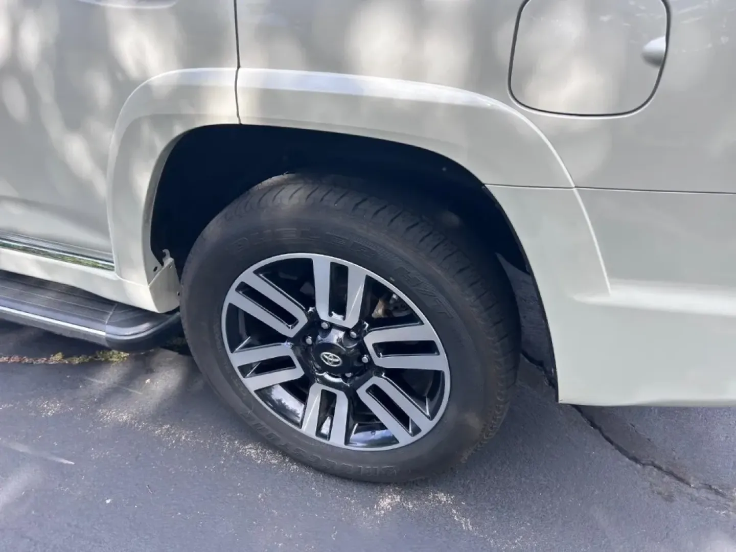 2019 /Sand Beige Leather Toyota 4Runner Limited (JTEBU5JR7K5) with an 4.0L V6 DOHC SMPI engine, Automatic transmission, located at 970 Woodlawn Dr., Farmington, MO, 63640, (573) 431-7800, 37.825642, -90.468674 - ### Adventure Awaits: Explore the Great Outdoors with the 2019 Toyota 4Runner<br /> <br /> If you're looking for a reliable companion for your weekend adventures or a vehicle that can handle both daily commutes and off-road excursions, the **2019 Toyota 4Runner** is your perfect match. This rugged S - Photo#5
