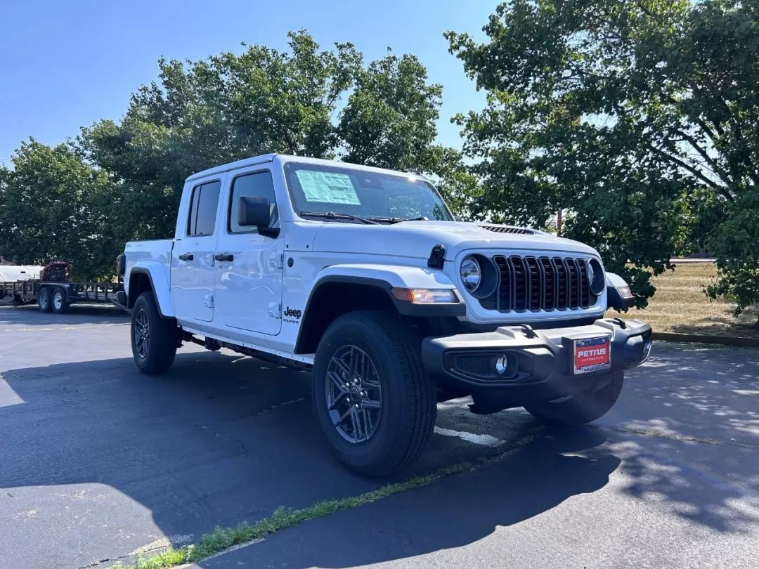 2025 Jeep Gladiator 