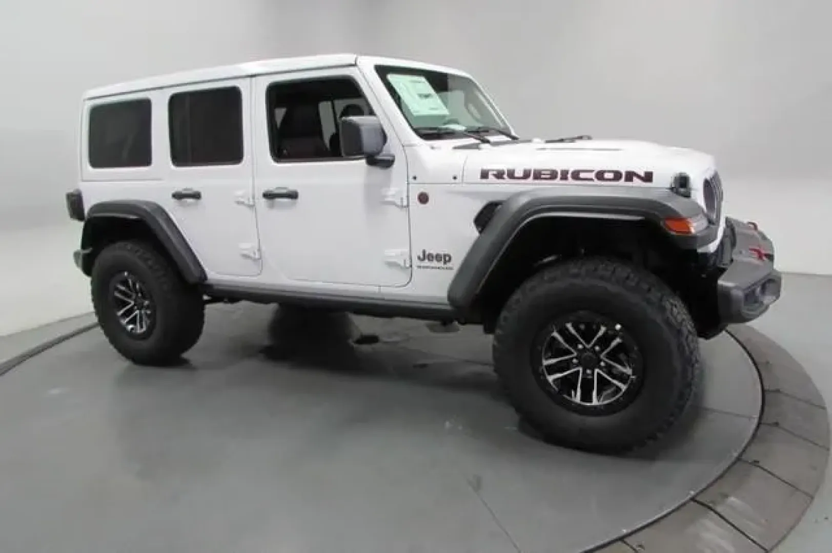 2025 /Black Leather Jeep Wrangler Rubicon (1C4RJXFG7SW) with an Other engine, located at 12830 Highway 21, De Soto, MO, 63020, (636) 337-7777, 38.153099, -90.573624 - ### Embrace Adventure with the 2025 Jeep Wrangler at Pettus CDJR DeSoto!<br /> <br /> Are you ready to tackle weekend getaways, off-road adventures, and daily commutes with a vehicle that blends rugged capability with modern comfort? Look no further than the 2025 Jeep Wrangler, now available at Pett - Photo#3