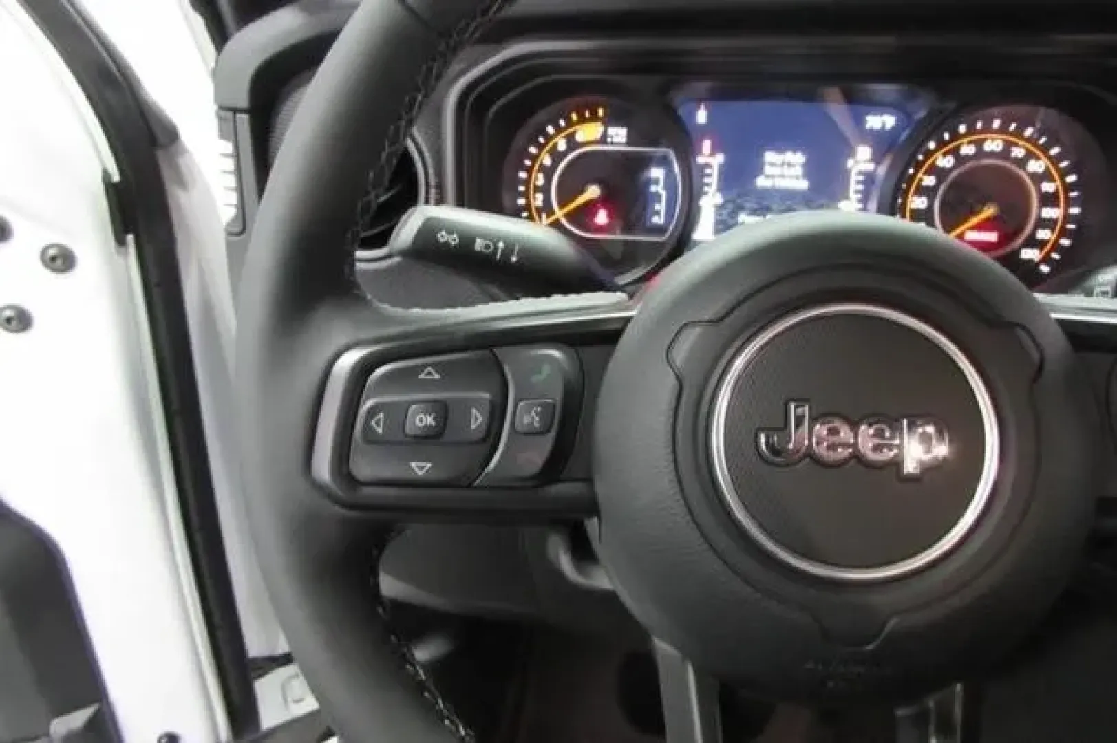 2025 /Black Leather Jeep Wrangler Rubicon (1C4RJXFG7SW) with an Other engine, located at 12830 Highway 21, De Soto, MO, 63020, (636) 337-7777, 38.153099, -90.573624 - ### Embrace Adventure with the 2025 Jeep Wrangler at Pettus CDJR DeSoto!<br /> <br /> Are you ready to tackle weekend getaways, off-road adventures, and daily commutes with a vehicle that blends rugged capability with modern comfort? Look no further than the 2025 Jeep Wrangler, now available at Pett - Photo#15