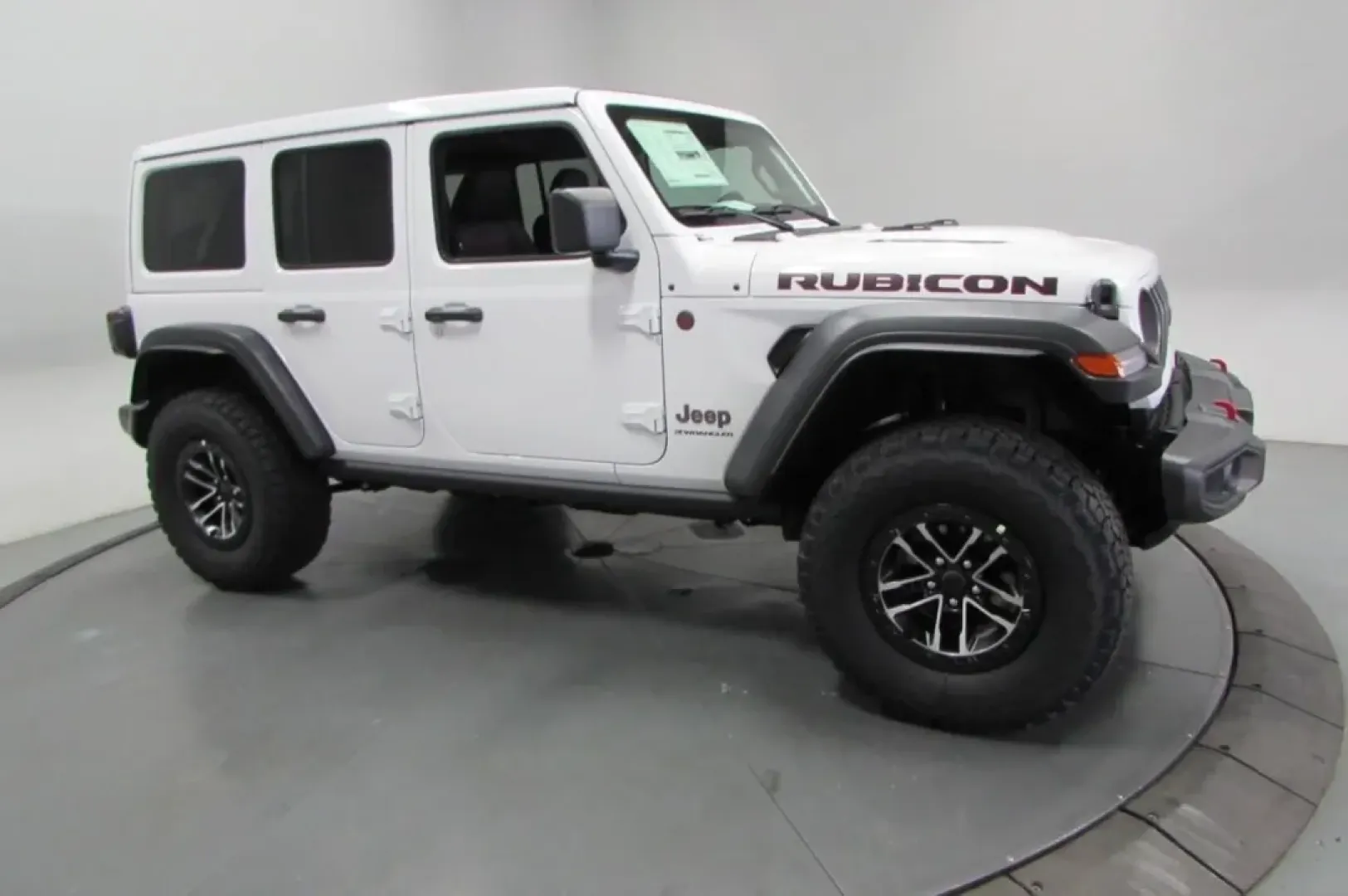 2025 /Black Leather Jeep Wrangler Rubicon 392 (1C4RJXSJ5SW) with an Other engine, Automatic transmission, located at 12830 Highway 21, De Soto, MO, 63020, (636) 337-7777, 38.153099, -90.573624 - **Unleash Your Adventurous Spirit with the 2025 Jeep Wrangler Rubicon 392 Final Edition!**<br /> <br /> Are you ready to elevate your weekend getaways or off-road adventures? The 2025 Jeep Wrangler Rubicon 392 Final Edition is not just a vehicle-it's a lifestyle. Perfectly designed for outdoor enthu - Photo#3