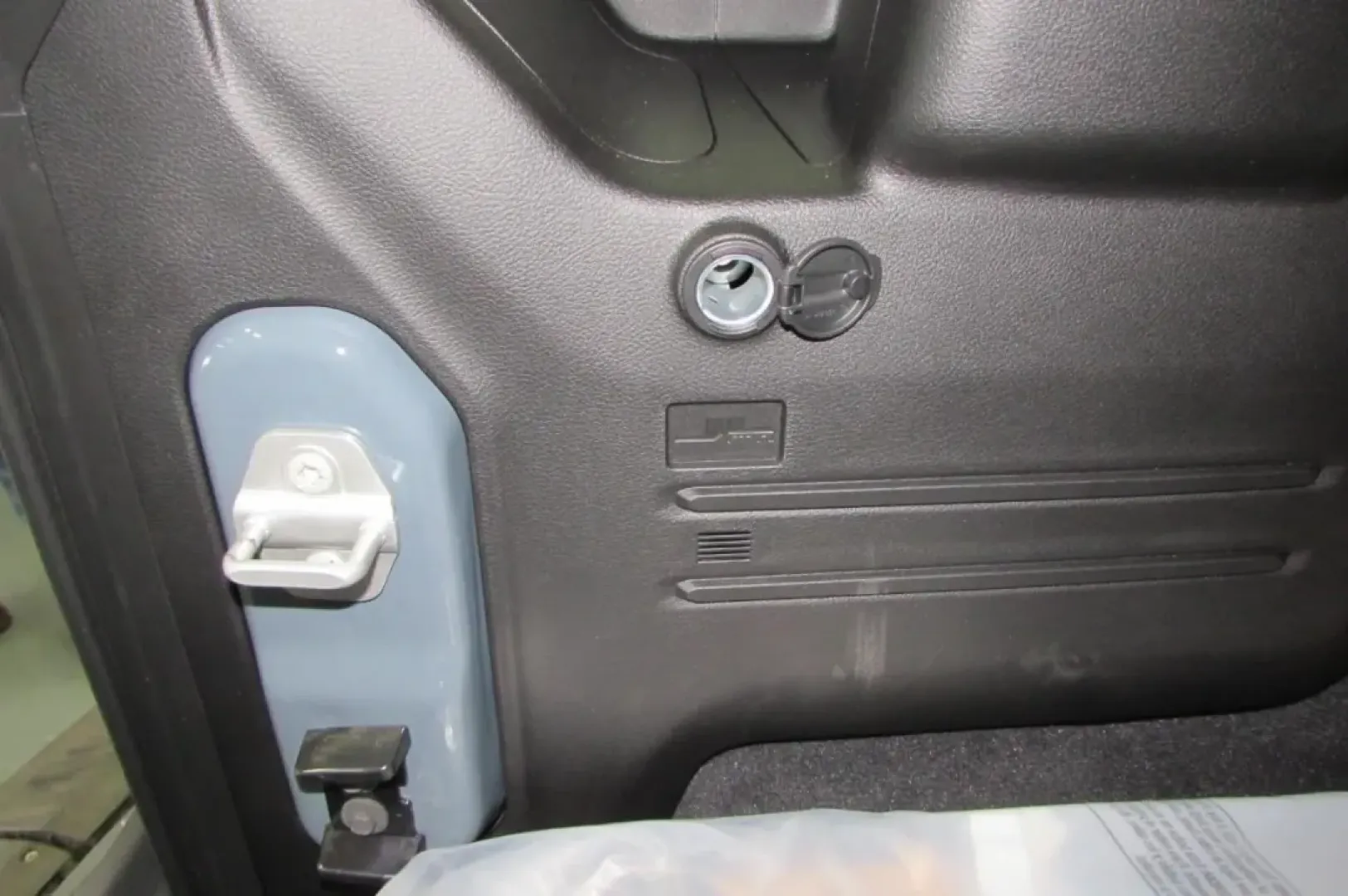 2025 /Black Leather Jeep Wrangler Rubicon 392 (1C4RJXSJ5SW) with an Other engine, Automatic transmission, located at 12830 Highway 21, De Soto, MO, 63020, (636) 337-7777, 38.153099, -90.573624 - **Unleash Your Adventurous Spirit with the 2025 Jeep Wrangler Rubicon 392 Final Edition!**<br /> <br /> Are you ready to elevate your weekend getaways or off-road adventures? The 2025 Jeep Wrangler Rubicon 392 Final Edition is not just a vehicle-it's a lifestyle. Perfectly designed for outdoor enthu - Photo#32