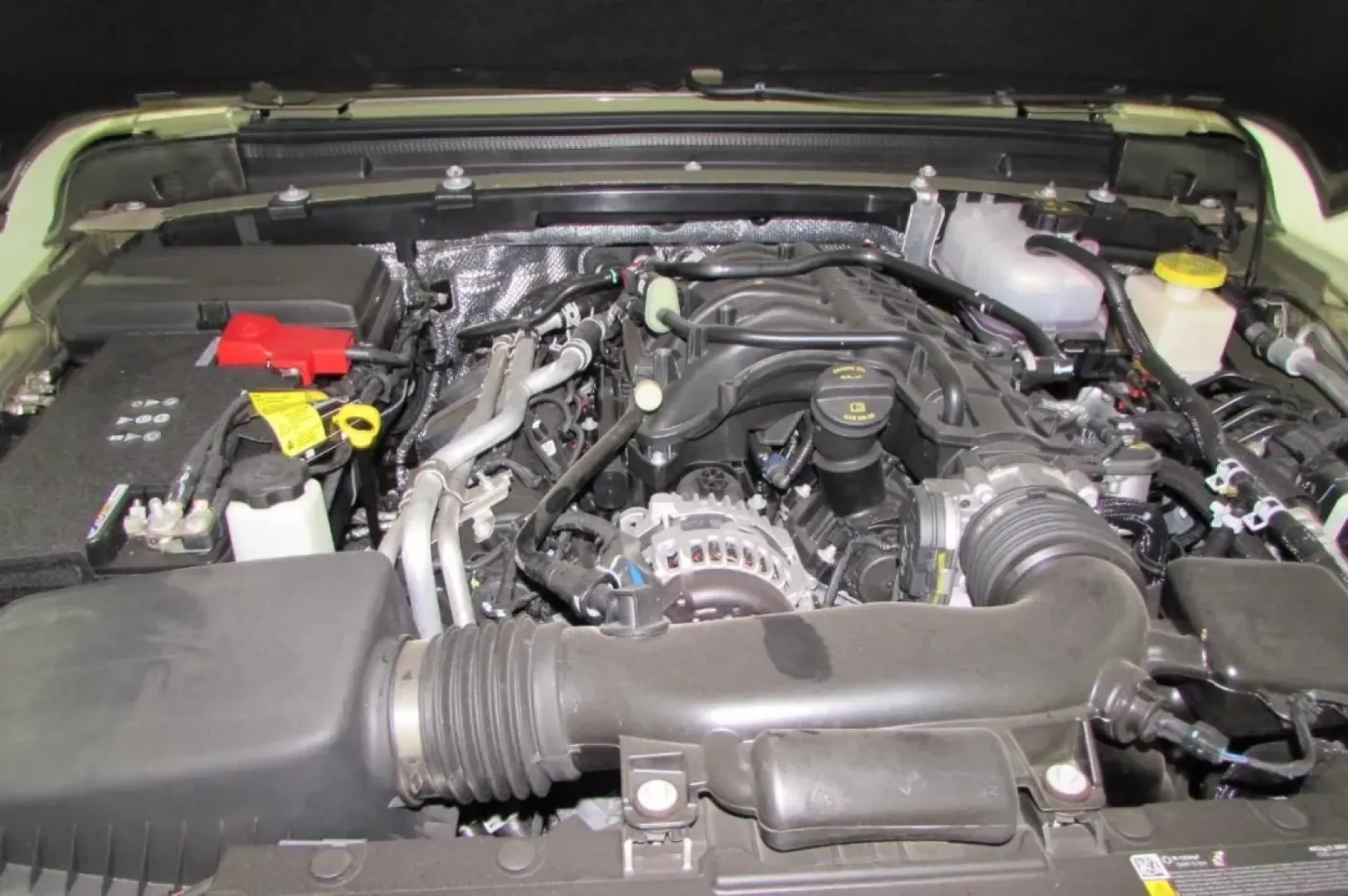 2025 /Black Cloth Jeep Gladiator Nighthawk (1C6PJTAG2SL) with an Other engine, Automatic transmission, located at 12830 Highway 21, De Soto, MO, 63020, (636) 337-7777, 38.153099, -90.573624 - **Unleash Adventure with the 2025 Jeep Gladiator at Pettus CDJR DeSoto!**<br /> <br /> Are you ready to elevate your outdoor adventures and weekend getaways? The 2025 Jeep Gladiator is designed for those who crave excitement and functionality in their daily lives. Whether you're a weekend warrior ta - Photo#8