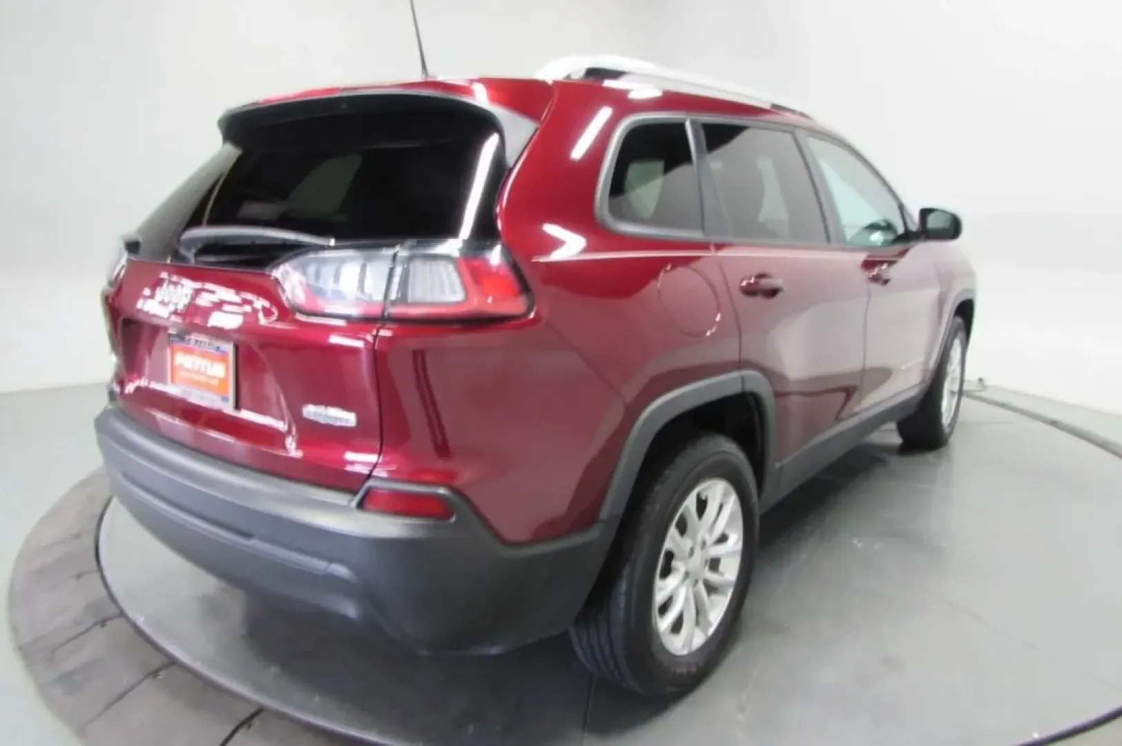 2021 /Black Leather Jeep Cherokee Latitude (1C4PJMCB6MD) with an Other engine, Automatic transmission, located at 12836 Highway 21, De Soto, MO, 63020, (636) 337-7777, 38.151867, -90.575615 - **Unleash Your Adventurous Spirit with the 2021 Jeep Cherokee!**<br /> <br /> Are you ready to elevate your weekend getaways and daily commutes? This stunning **2021 Jeep Cherokee** is perfect for those seeking a blend of rugged capability and everyday comfort-ideal for everything from family trips - Photo#7
