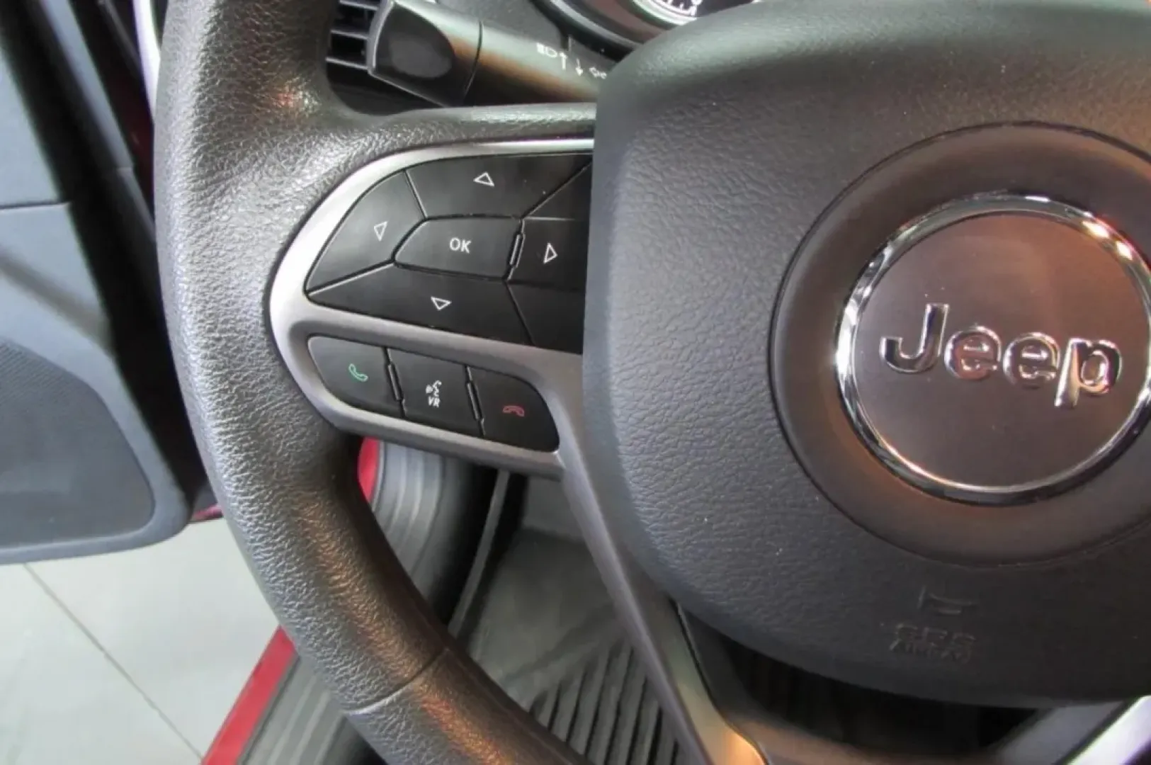 2021 /Black Leather Jeep Cherokee Latitude (1C4PJMCB6MD) with an Other engine, Automatic transmission, located at 12836 Highway 21, De Soto, MO, 63020, (636) 337-7777, 38.151867, -90.575615 - **Unleash Your Adventurous Spirit with the 2021 Jeep Cherokee!**<br /> <br /> Are you ready to elevate your weekend getaways and daily commutes? This stunning **2021 Jeep Cherokee** is perfect for those seeking a blend of rugged capability and everyday comfort-ideal for everything from family trips - Photo#16