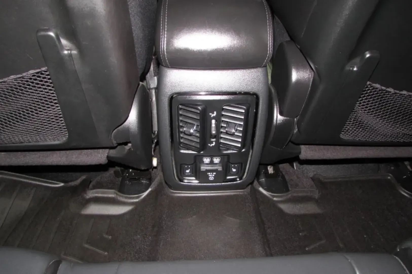 2018 /Black Dodge Durango GT (1C4RDJDG1JC) with an Other engine, Automatic transmission, located at 12836 Highway 21, De Soto, MO, 63020, (636) 337-7777, 38.151867, -90.575615 - **Unleash Adventure with the 2018 Dodge Durango GT The Ultimate Family SUV!**<br /> <br /> Are you ready to transform your family outings into unforgettable adventures? Look no further than the 2018 Dodge Durango GT, a spacious and powerful SUV that combines style, comfort, and capability. This exc - Photo#25