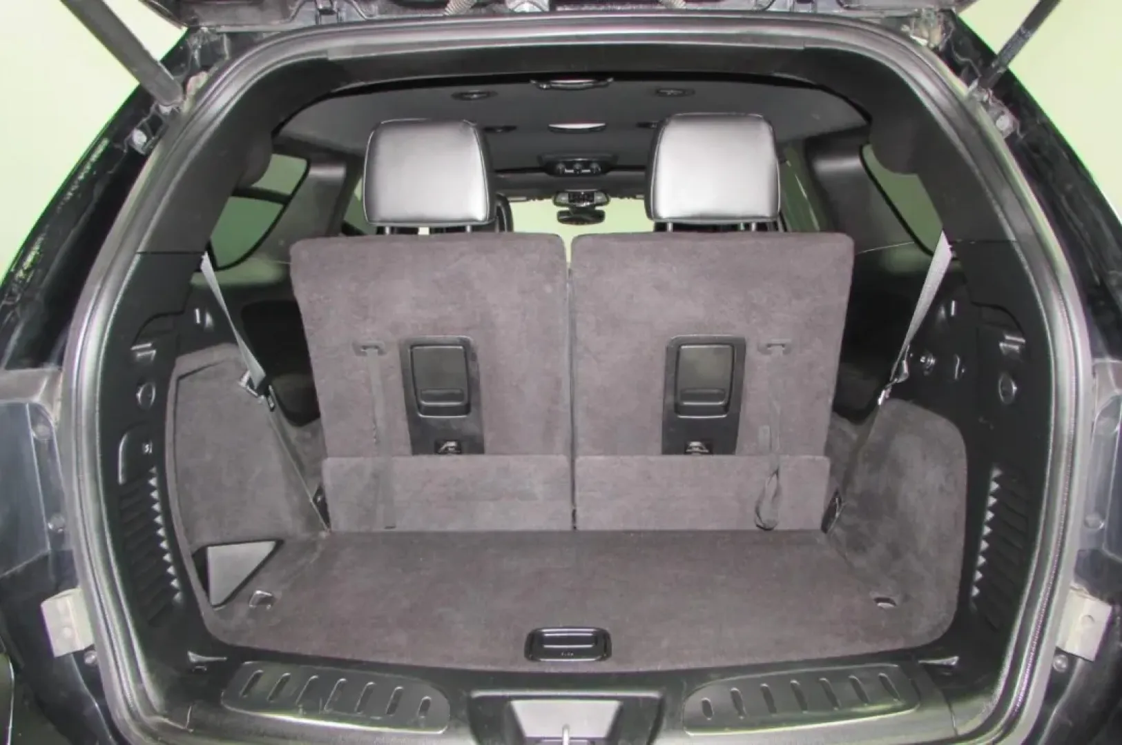 2018 /Black Dodge Durango GT (1C4RDJDG1JC) with an Other engine, Automatic transmission, located at 12836 Highway 21, De Soto, MO, 63020, (636) 337-7777, 38.151867, -90.575615 - **Unleash Adventure with the 2018 Dodge Durango GT The Ultimate Family SUV!**<br /> <br /> Are you ready to transform your family outings into unforgettable adventures? Look no further than the 2018 Dodge Durango GT, a spacious and powerful SUV that combines style, comfort, and capability. This exc - Photo#28