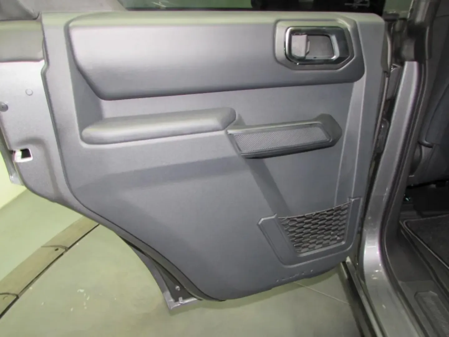 2025 /Black Onyx Ford Bronco Badlands (1FMEE9BP4SL) with an 2.7L V6 engine, located at 12836 Highway 21, De Soto, MO, 63020, (636) 337-7777, 38.151867, -90.575615 - ### Unleash Your Adventurous Spirit with the 2025 Ford Bronco Badlands<br /> <br /> Are you ready to embrace the great outdoors or tackle your daily commute with style and confidence? Look no further than the stunning 2025 Ford Bronco Badlands, available now at Pettus Ford De Soto. This pre-owned SU - Photo#24