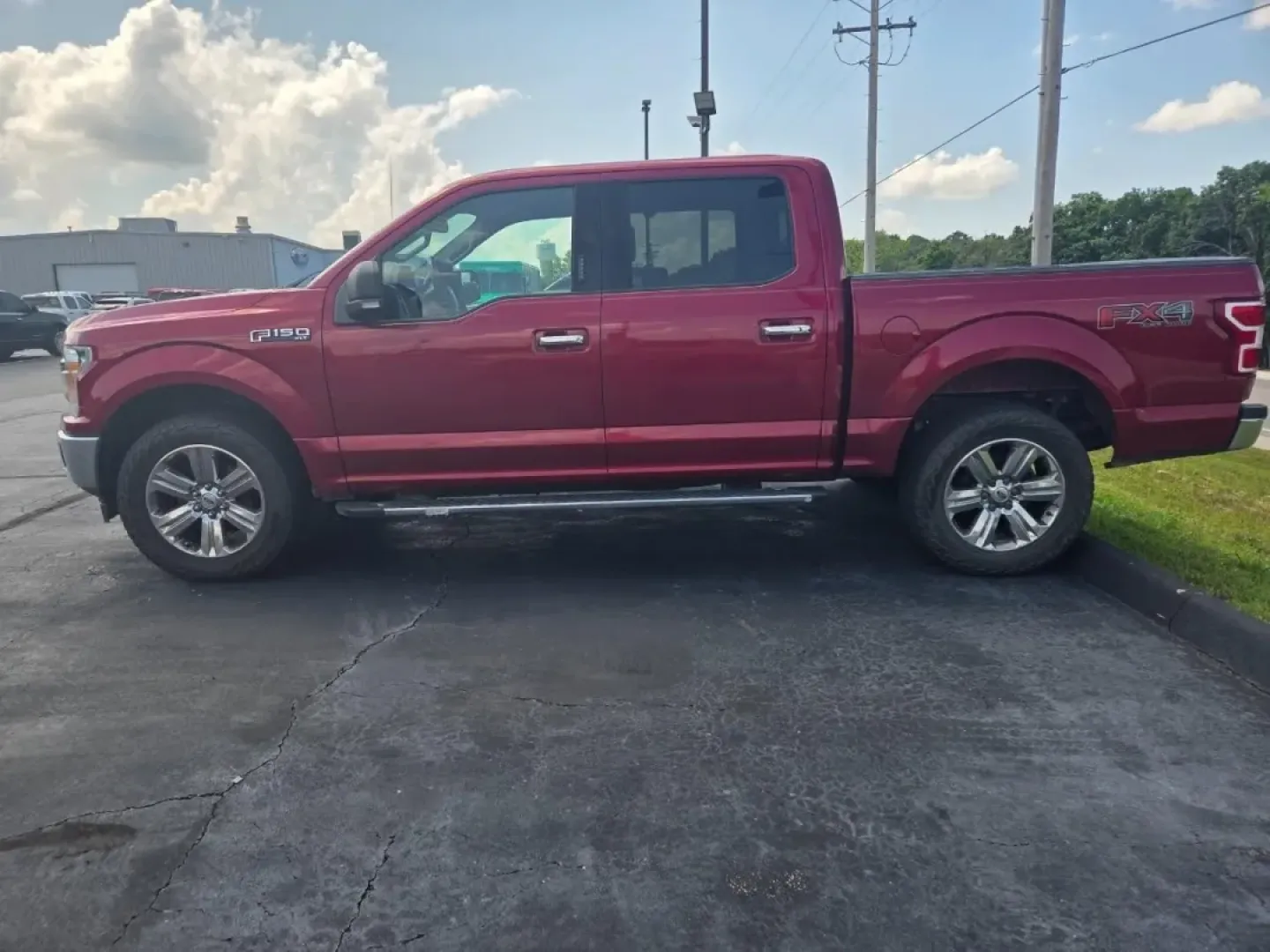 2018 Ford F-150 XLT (1FTEW1EG8JK) with an Other engine, located at 12830 Highway 21, De Soto, MO, 63020, (636) 337-7777, 38.153099, -90.573624 - ### Discover Your Next Adventure with the 2018 Ford F-150 at Pettus CDJR DeSoto!<br /> <br /> Are you ready to elevate your outdoor adventures or tackle daily commutes with confidence? This 2018 Ford F-150 is the perfect blend of rugged capability and refined comfort, making it an ideal choice for a - Photo#3