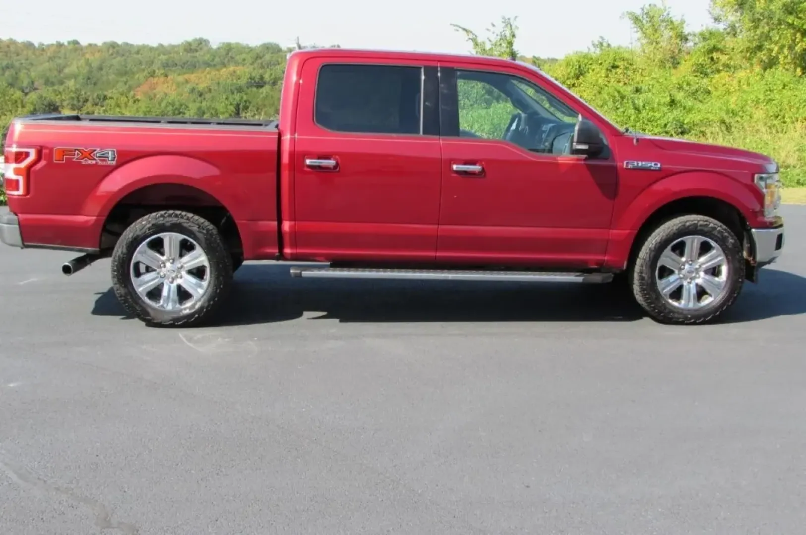 2018 /Medium Earth Gray Ford F-150 XLT (1FTEW1EG8JK) with an Other engine, located at 12830 Highway 21, De Soto, MO, 63020, (636) 337-7777, 38.153099, -90.573624 - ### Discover Your Next Adventure with the 2018 Ford F-150 at Pettus CDJR DeSoto!<br /> <br /> Are you ready to elevate your outdoor adventures or tackle daily commutes with confidence? This 2018 Ford F-150 is the perfect blend of rugged capability and refined comfort, making it an ideal choice for a - Photo#7