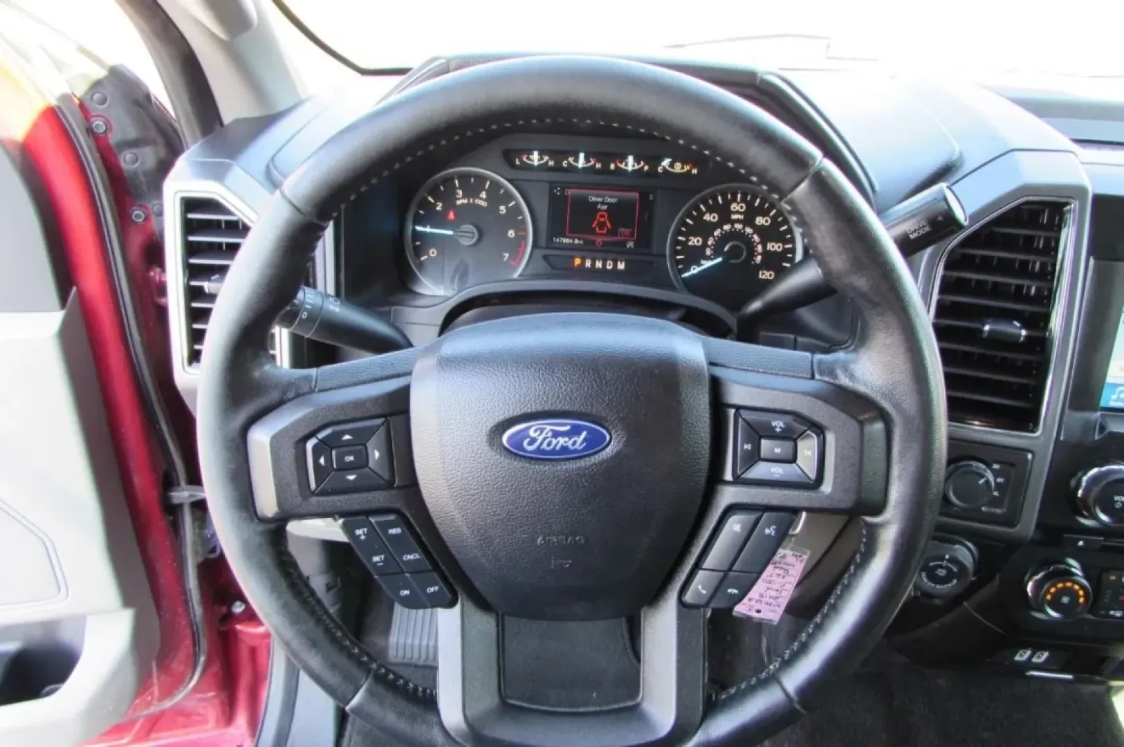 2018 /Medium Earth Gray Ford F-150 XLT (1FTEW1EG8JK) with an Other engine, located at 12830 Highway 21, De Soto, MO, 63020, (636) 337-7777, 38.153099, -90.573624 - ### Discover Your Next Adventure with the 2018 Ford F-150 at Pettus CDJR DeSoto!<br /> <br /> Are you ready to elevate your outdoor adventures or tackle daily commutes with confidence? This 2018 Ford F-150 is the perfect blend of rugged capability and refined comfort, making it an ideal choice for a - Photo#15
