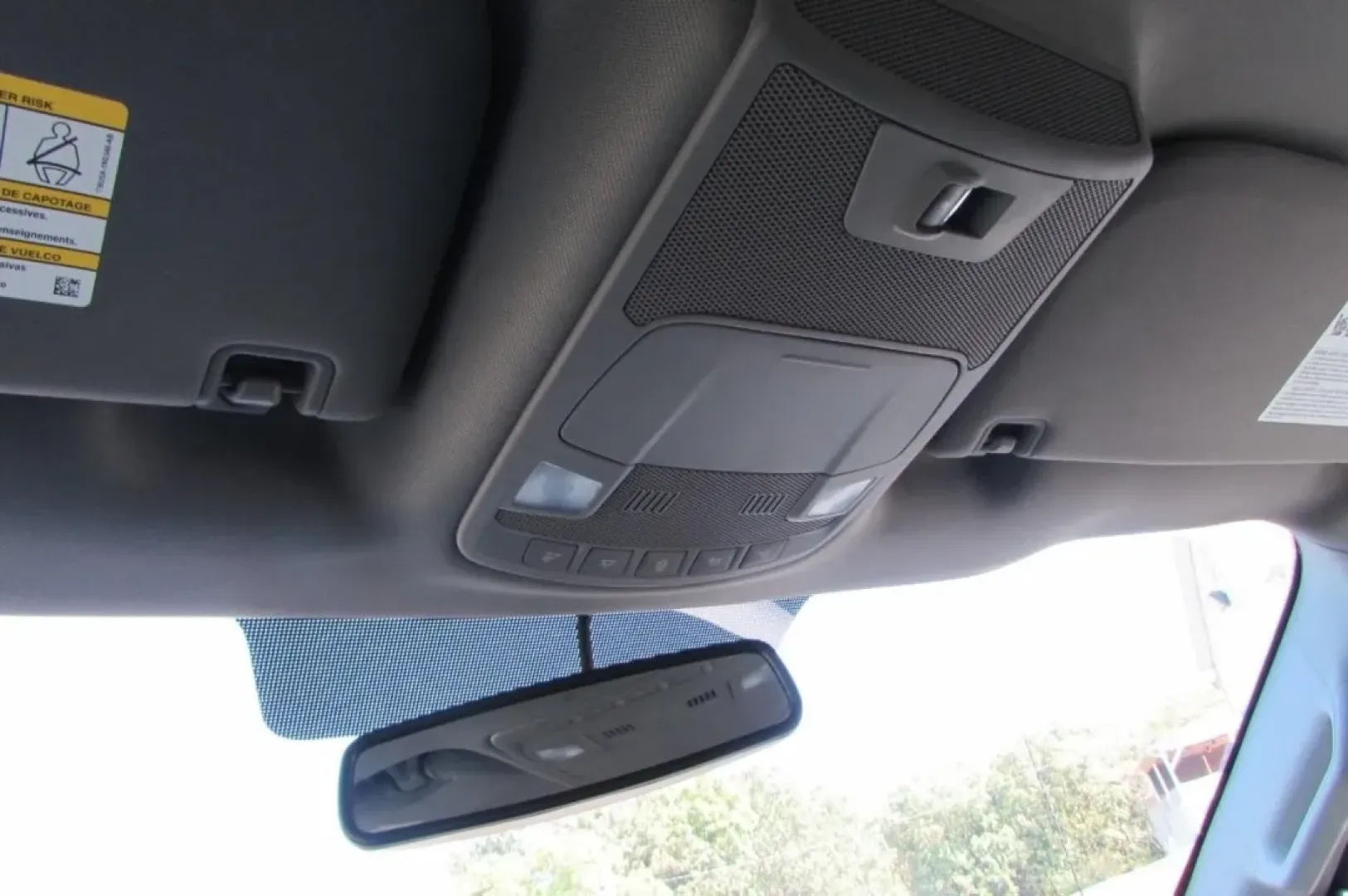 2018 /Medium Earth Gray Ford F-150 XLT (1FTEW1EG8JK) with an Other engine, located at 12830 Highway 21, De Soto, MO, 63020, (636) 337-7777, 38.153099, -90.573624 - ### Discover Your Next Adventure with the 2018 Ford F-150 at Pettus CDJR DeSoto!<br /> <br /> Are you ready to elevate your outdoor adventures or tackle daily commutes with confidence? This 2018 Ford F-150 is the perfect blend of rugged capability and refined comfort, making it an ideal choice for a - Photo#19
