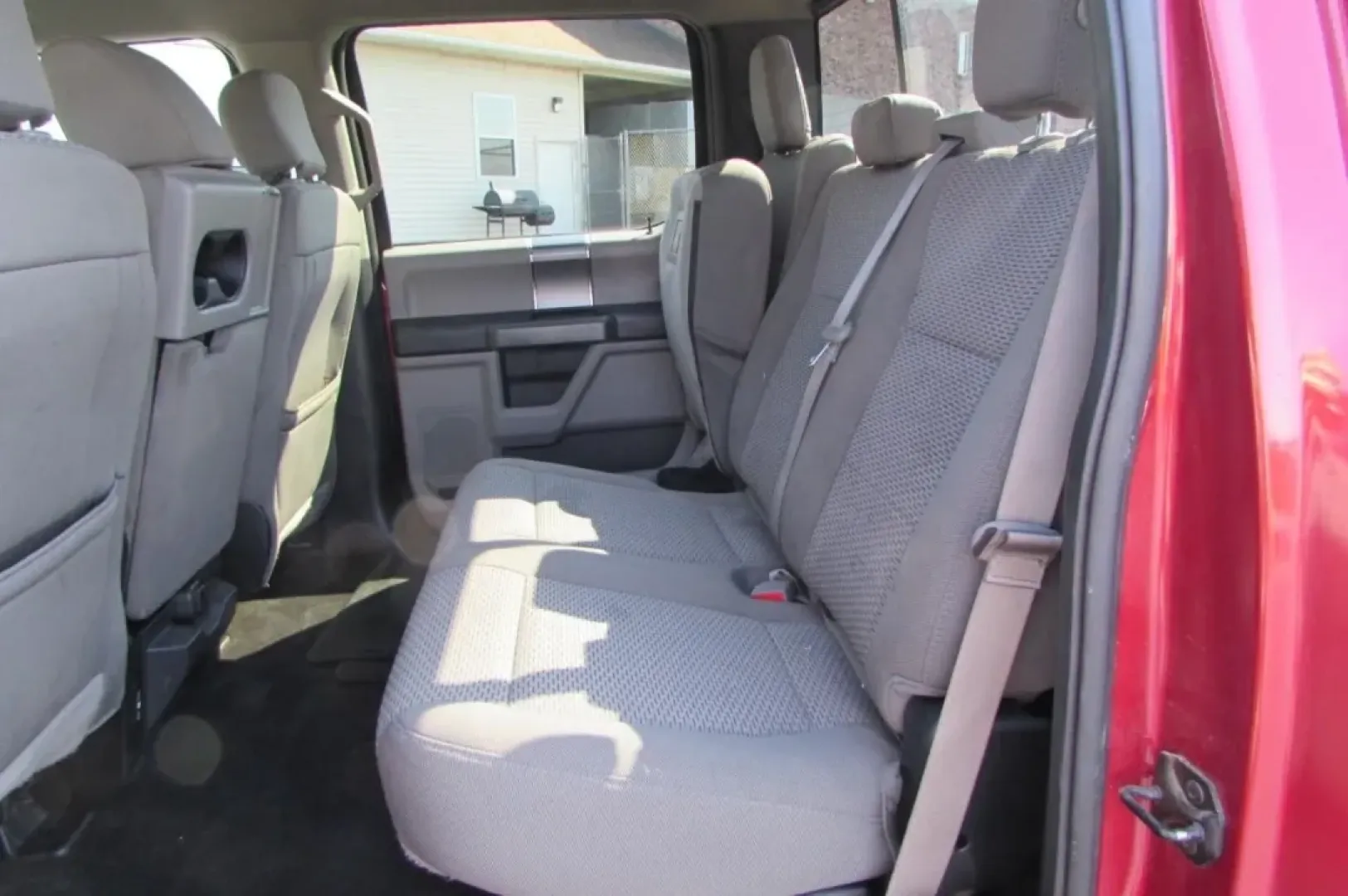 2018 /Medium Earth Gray Ford F-150 XLT (1FTEW1EG8JK) with an Other engine, located at 12830 Highway 21, De Soto, MO, 63020, (636) 337-7777, 38.153099, -90.573624 - ### Discover Your Next Adventure with the 2018 Ford F-150 at Pettus CDJR DeSoto!<br /> <br /> Are you ready to elevate your outdoor adventures or tackle daily commutes with confidence? This 2018 Ford F-150 is the perfect blend of rugged capability and refined comfort, making it an ideal choice for a - Photo#26