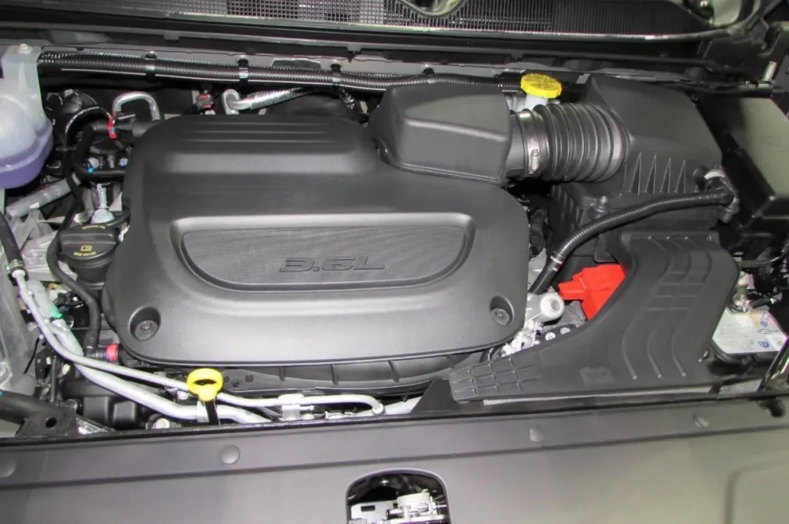 2025 /Black Chrysler Pacifica Select (2C4RC1BG7SR) with an Other engine, Automatic transmission, located at 12830 Highway 21, De Soto, MO, 63020, (636) 337-7777, 38.153099, -90.573624 - ### Discover the Perfect Family Adventure with the 2025 Chrysler Pacifica at Pettus CDJR DeSoto!<br /> <br /> Are you in search of a vehicle that elevates your family's adventures while keeping practicality at the forefront? Look no further than the stunning 2025 Chrysler Pacifica, available now at - Photo#8