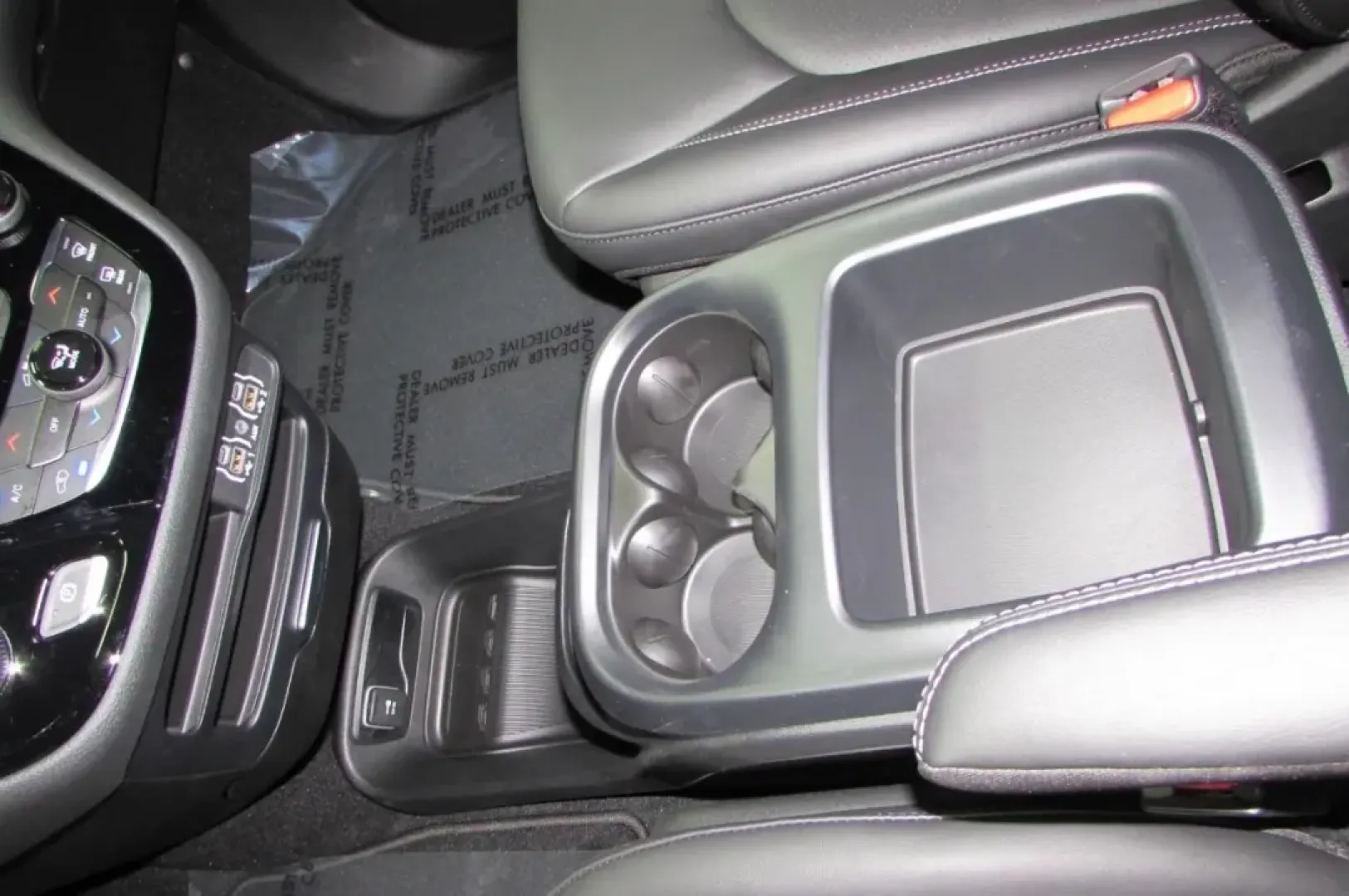 2025 /Black Chrysler Pacifica Select (2C4RC1BG9SR) with an Other engine, Automatic transmission, located at 12830 Highway 21, De Soto, MO, 63020, (636) 337-7777, 38.153099, -90.573624 - **Discover the Ultimate Family Companion: 2025 Chrysler Pacifica at Pettus CDJR DeSoto**<br /> <br /> Are you ready to elevate your family adventures? The 2025 Chrysler Pacifica is the perfect vehicle for growing families seeking comfort, space, and reliability. With its stylish exterior in Fathom B - Photo#19