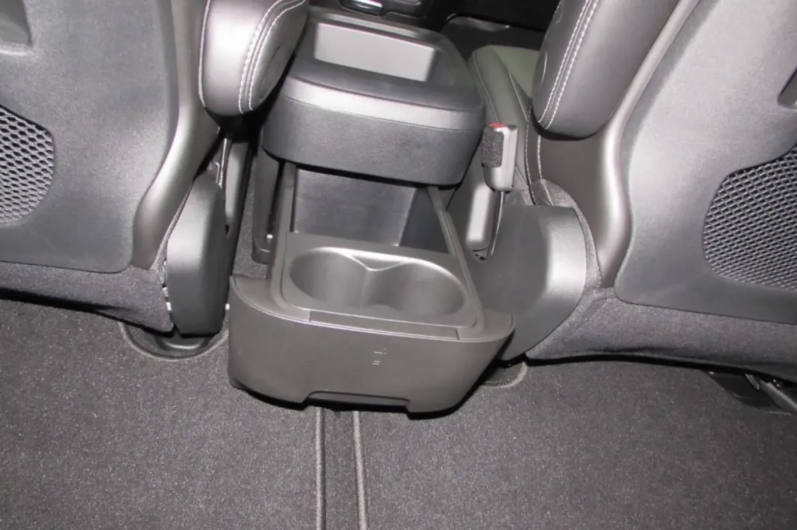 2025 /Black Chrysler Pacifica Select (2C4RC1BG9SR) with an Other engine, Automatic transmission, located at 12830 Highway 21, De Soto, MO, 63020, (636) 337-7777, 38.153099, -90.573624 - **Discover the Ultimate Family Companion: 2025 Chrysler Pacifica at Pettus CDJR DeSoto**<br /> <br /> Are you ready to elevate your family adventures? The 2025 Chrysler Pacifica is the perfect vehicle for growing families seeking comfort, space, and reliability. With its stylish exterior in Fathom B - Photo#22