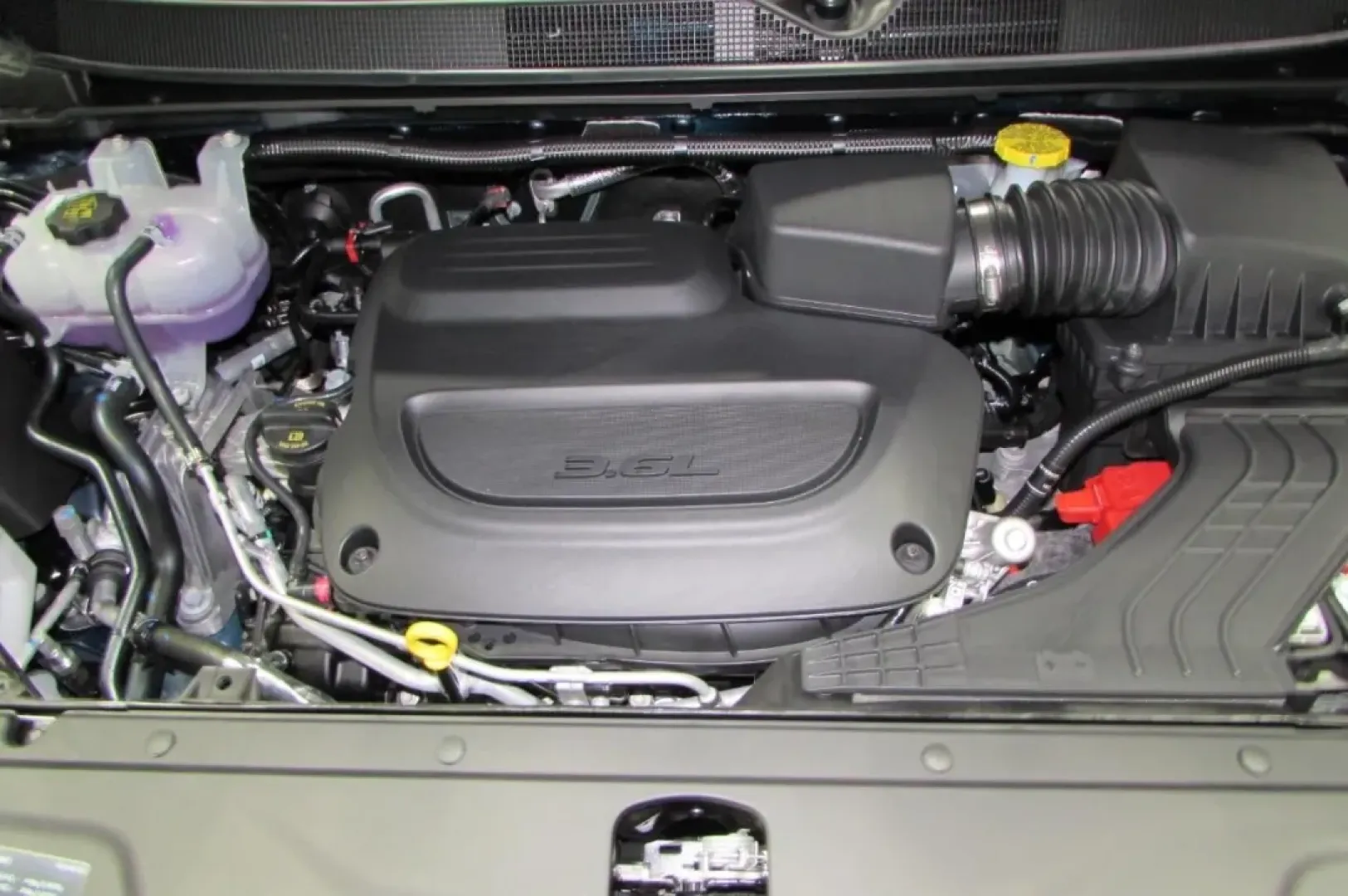 2025 /Black Chrysler Pacifica Select (2C4RC1BG9SR) with an Other engine, Automatic transmission, located at 12830 Highway 21, De Soto, MO, 63020, (636) 337-7777, 38.153099, -90.573624 - **Discover the Ultimate Family Companion: 2025 Chrysler Pacifica at Pettus CDJR DeSoto**<br /> <br /> Are you ready to elevate your family adventures? The 2025 Chrysler Pacifica is the perfect vehicle for growing families seeking comfort, space, and reliability. With its stylish exterior in Fathom B - Photo#7