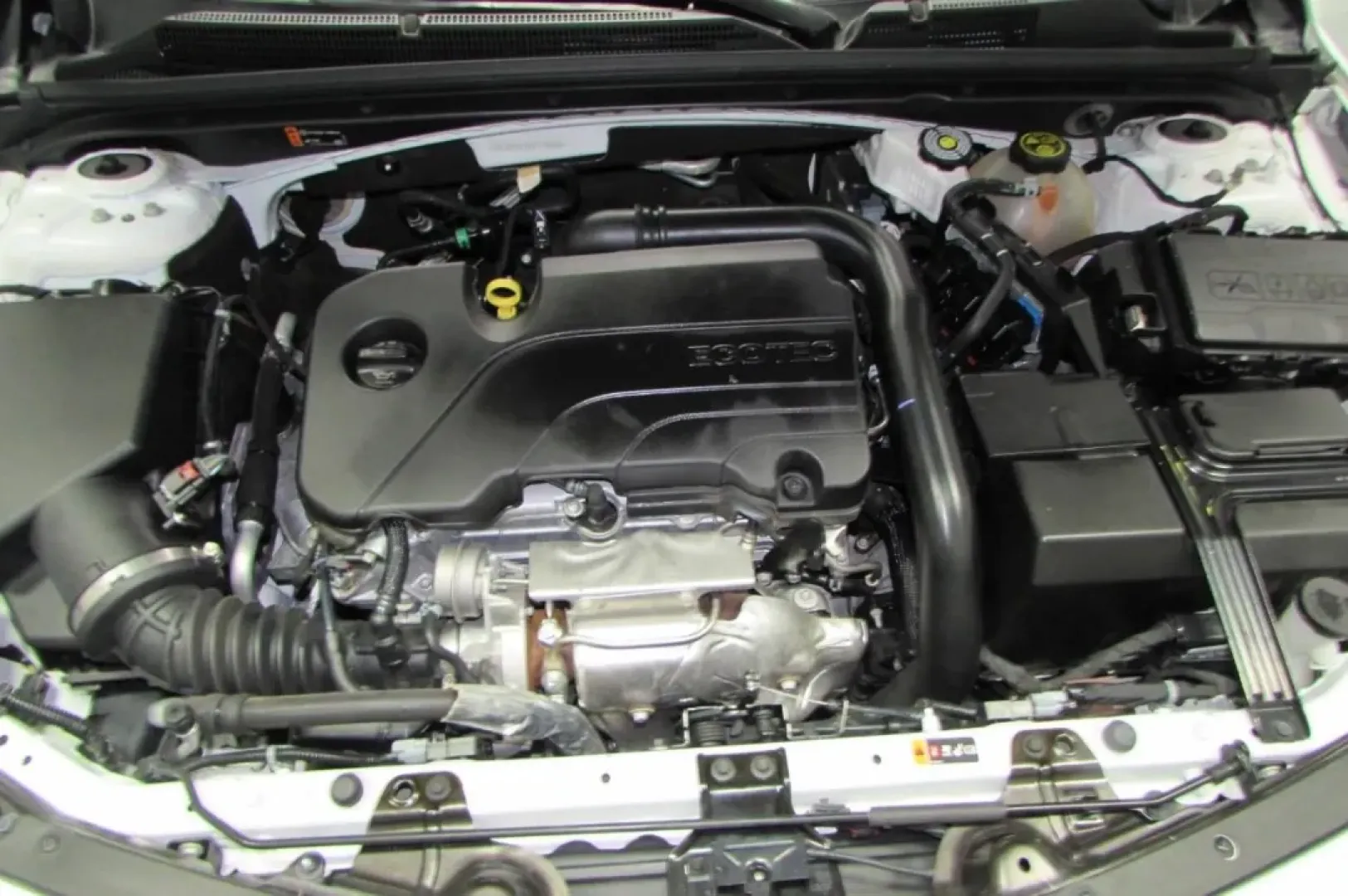 2023 /Black Chevrolet Malibu LT 1LT (1G1ZD5STXPF) with an Other engine, Automatic transmission, located at 12836 Highway 21, De Soto, MO, 63020, (636) 337-7777, 38.151867, -90.575615 - **Experience the Perfect Blend of Comfort and Efficiency with the 2023 Chevrolet Malibu LT** <br /> Whether you're commuting to work, running errands around De Soto, or planning a weekend getaway, the 2023 Chevrolet Malibu LT is the perfect companion for your daily adventures. Designed for those wh - Photo#8