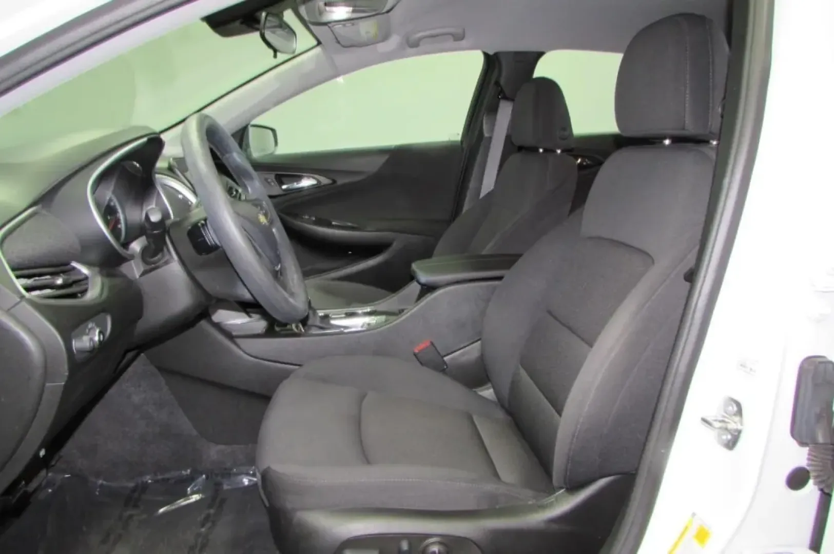 2023 /Black Chevrolet Malibu LT 1LT (1G1ZD5STXPF) with an Other engine, Automatic transmission, located at 12836 Highway 21, De Soto, MO, 63020, (636) 337-7777, 38.151867, -90.575615 - **Experience the Perfect Blend of Comfort and Efficiency with the 2023 Chevrolet Malibu LT** <br /> Whether you're commuting to work, running errands around De Soto, or planning a weekend getaway, the 2023 Chevrolet Malibu LT is the perfect companion for your daily adventures. Designed for those wh - Photo#11