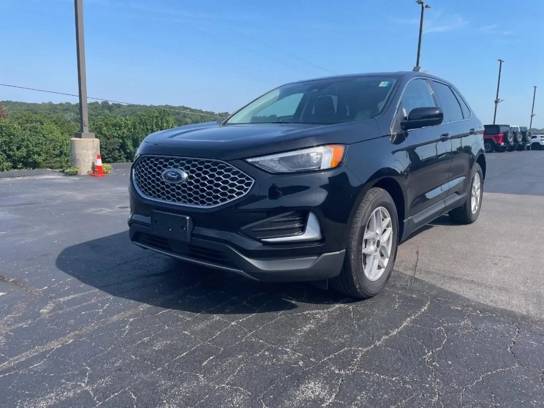 2023 Ford Edge 