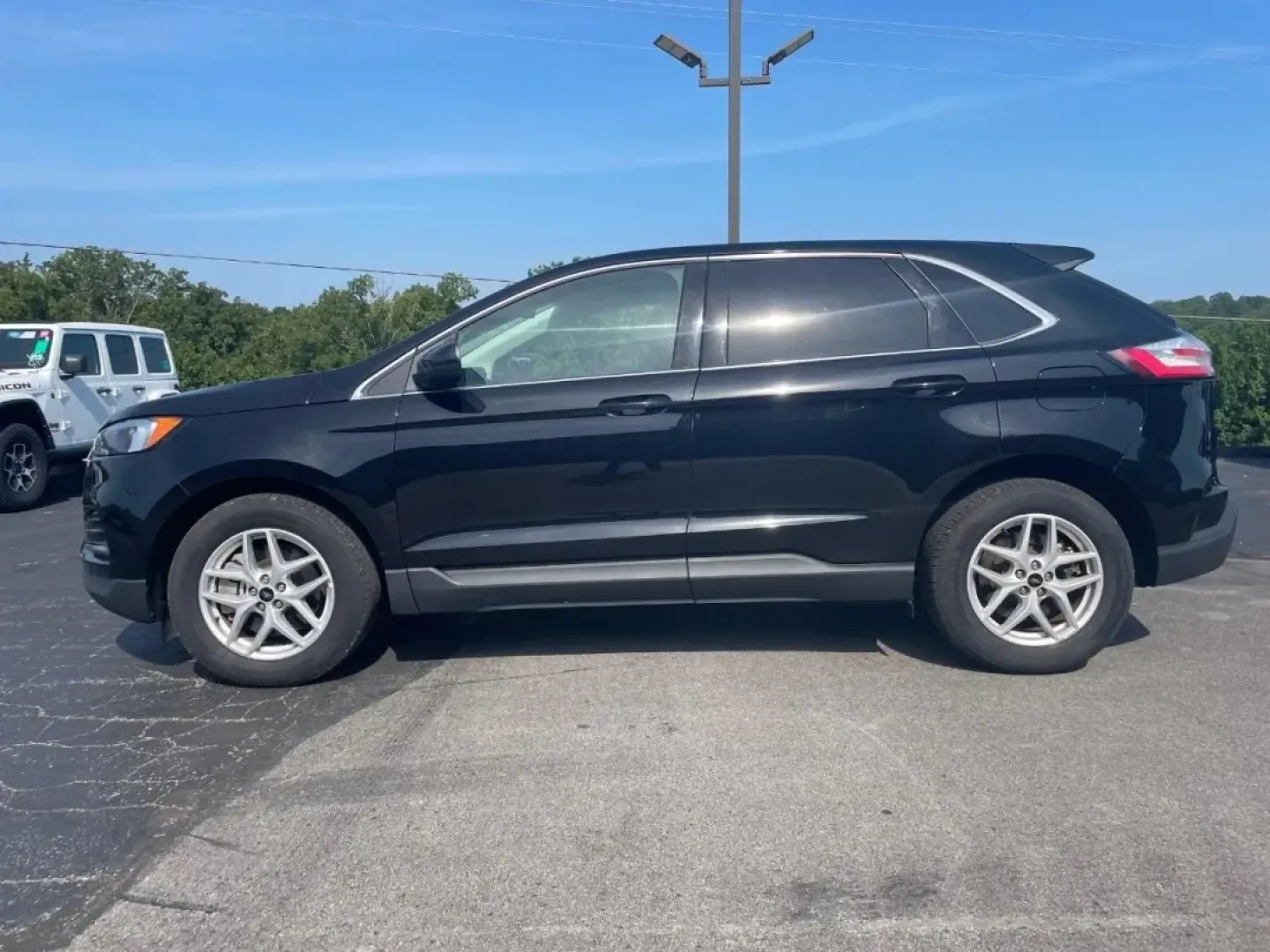 2023 /Dune Leather Ford Edge SEL (2FMPK4J97PB) with an Other engine, Automatic transmission, located at 12836 Highway 21, De Soto, MO, 63020, (636) 337-7777, 38.151867, -90.575615 - **Unleash Your Adventurous Spirit with the 2023 Ford Edge at Pettus Ford De Soto!**<br /> <br /> Are you ready to elevate your family's weekend getaways, daily commutes, or off-road adventures? Look no further than this stunning 2023 Ford Edge, a perfect blend of style, performance, and comfort desi - Photo#1