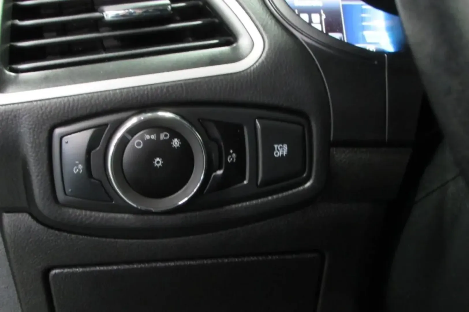 2023 /Dune Leather Ford Edge SEL (2FMPK4J97PB) with an Other engine, Automatic transmission, located at 12836 Highway 21, De Soto, MO, 63020, (636) 337-7777, 38.151867, -90.575615 - **Unleash Your Adventurous Spirit with the 2023 Ford Edge at Pettus Ford De Soto!**<br /> <br /> Are you ready to elevate your family's weekend getaways, daily commutes, or off-road adventures? Look no further than this stunning 2023 Ford Edge, a perfect blend of style, performance, and comfort desi - Photo#12