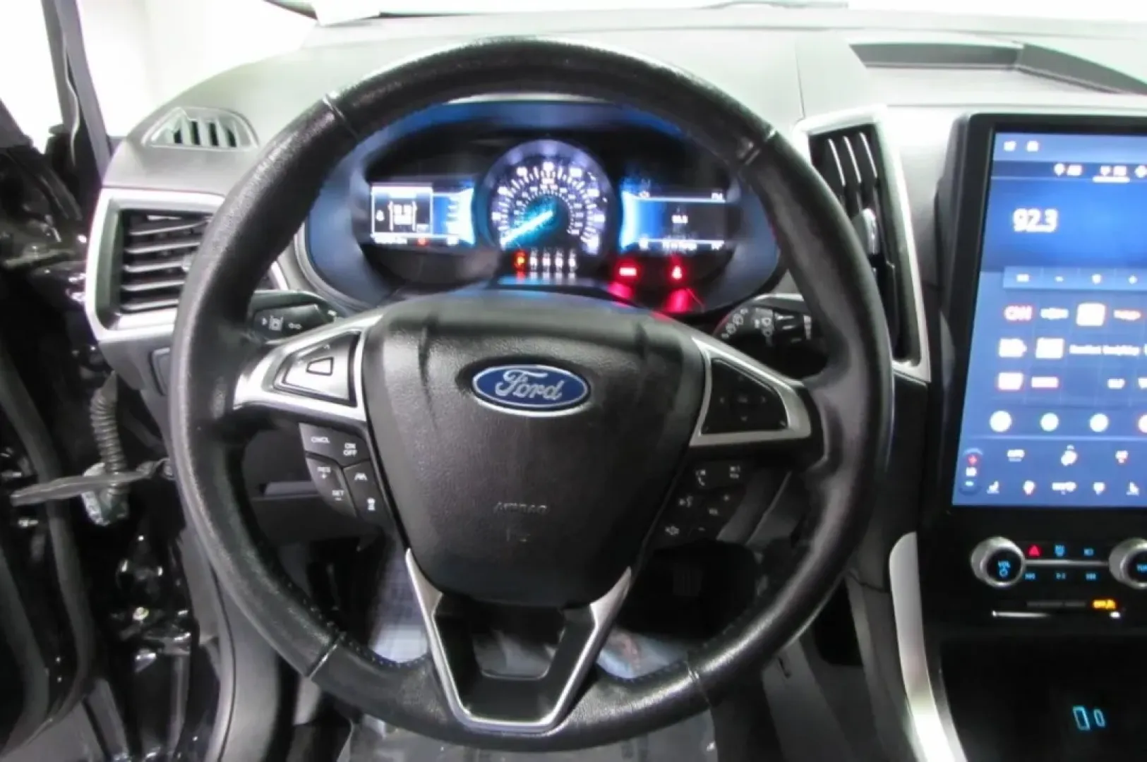2023 /Dune Leather Ford Edge SEL (2FMPK4J97PB) with an Other engine, Automatic transmission, located at 12836 Highway 21, De Soto, MO, 63020, (636) 337-7777, 38.151867, -90.575615 - **Unleash Your Adventurous Spirit with the 2023 Ford Edge at Pettus Ford De Soto!**<br /> <br /> Are you ready to elevate your family's weekend getaways, daily commutes, or off-road adventures? Look no further than this stunning 2023 Ford Edge, a perfect blend of style, performance, and comfort desi - Photo#13