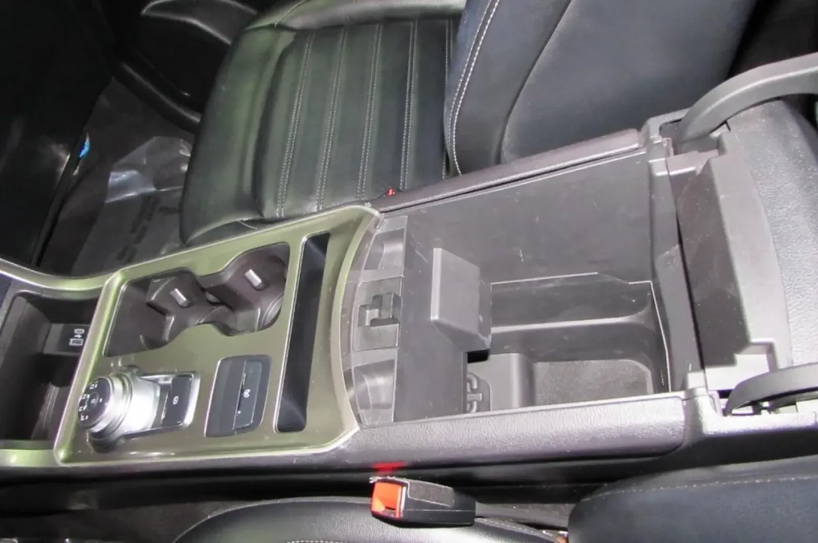 2023 /Dune Leather Ford Edge SEL (2FMPK4J97PB) with an Other engine, Automatic transmission, located at 12836 Highway 21, De Soto, MO, 63020, (636) 337-7777, 38.151867, -90.575615 - **Unleash Your Adventurous Spirit with the 2023 Ford Edge at Pettus Ford De Soto!**<br /> <br /> Are you ready to elevate your family's weekend getaways, daily commutes, or off-road adventures? Look no further than this stunning 2023 Ford Edge, a perfect blend of style, performance, and comfort desi - Photo#20