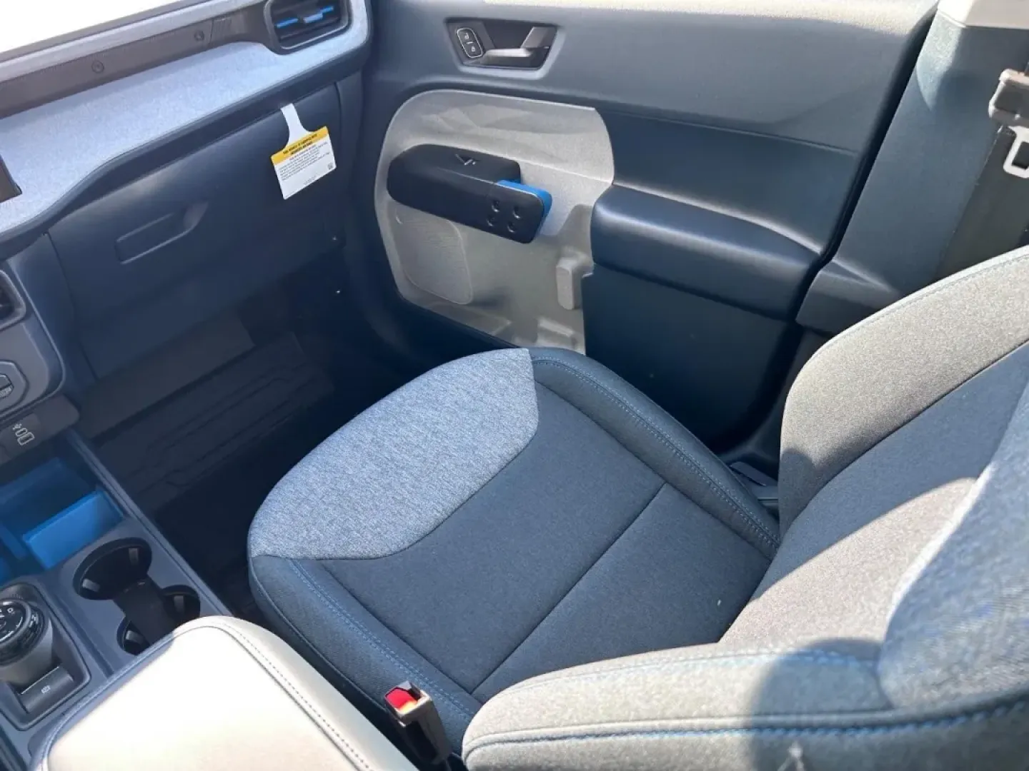2025 /Navy Pier/Aspen Gray Cloth Ford Maverick XLT (3FTTW8H3XSR) with an 2.5L Hybrid engine, Automatic transmission, located at 141 Commercial Dr, Fredericktown, MO, 63645, (573) 783-6432, 37.570087, -90.320648 - ### Explore the Great Outdoors with the 2025 Ford Maverick XLT: Your Perfect Adventure Companion Awaits!<br /> <br /> If you've been dreaming of weekend getaways, outdoor adventures, or simply need a reliable truck for daily commutes, look no further than the 2025 Ford Maverick XLT available at Pett - Photo#16