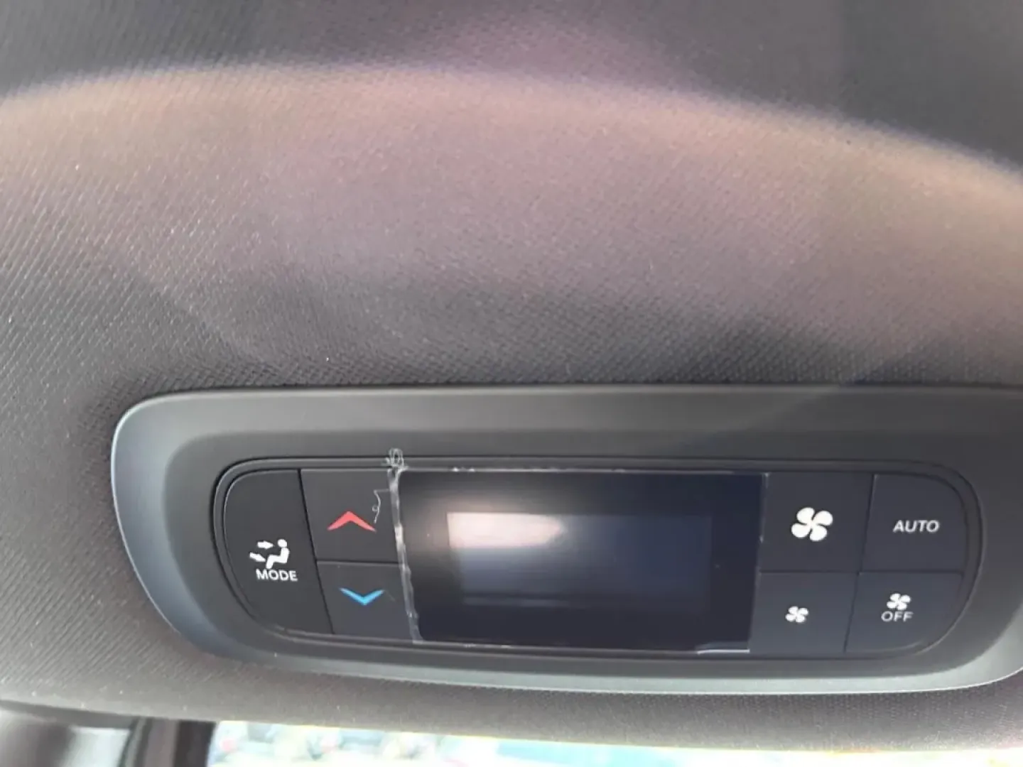 2025 /Black Leather Chrysler Pacifica Select (2C4RC1BG3SR) with an 3.6L V6 24V VVT UPG I engine, Automatic transmission, located at 970 Woodlawn Dr., Farmington, MO, 63640, (573) 431-7800, 37.825642, -90.468674 - **Embrace Family Adventures in the 2025 Chrysler Pacifica: Your Perfect Minivan Awaits!**<br /> <br /> Are you in search of a vehicle that can effortlessly blend your daily routines with spontaneous family adventures? Look no further than the 2025 Chrysler Pacifica, available now at Pettus CDJR Farm - Photo#11