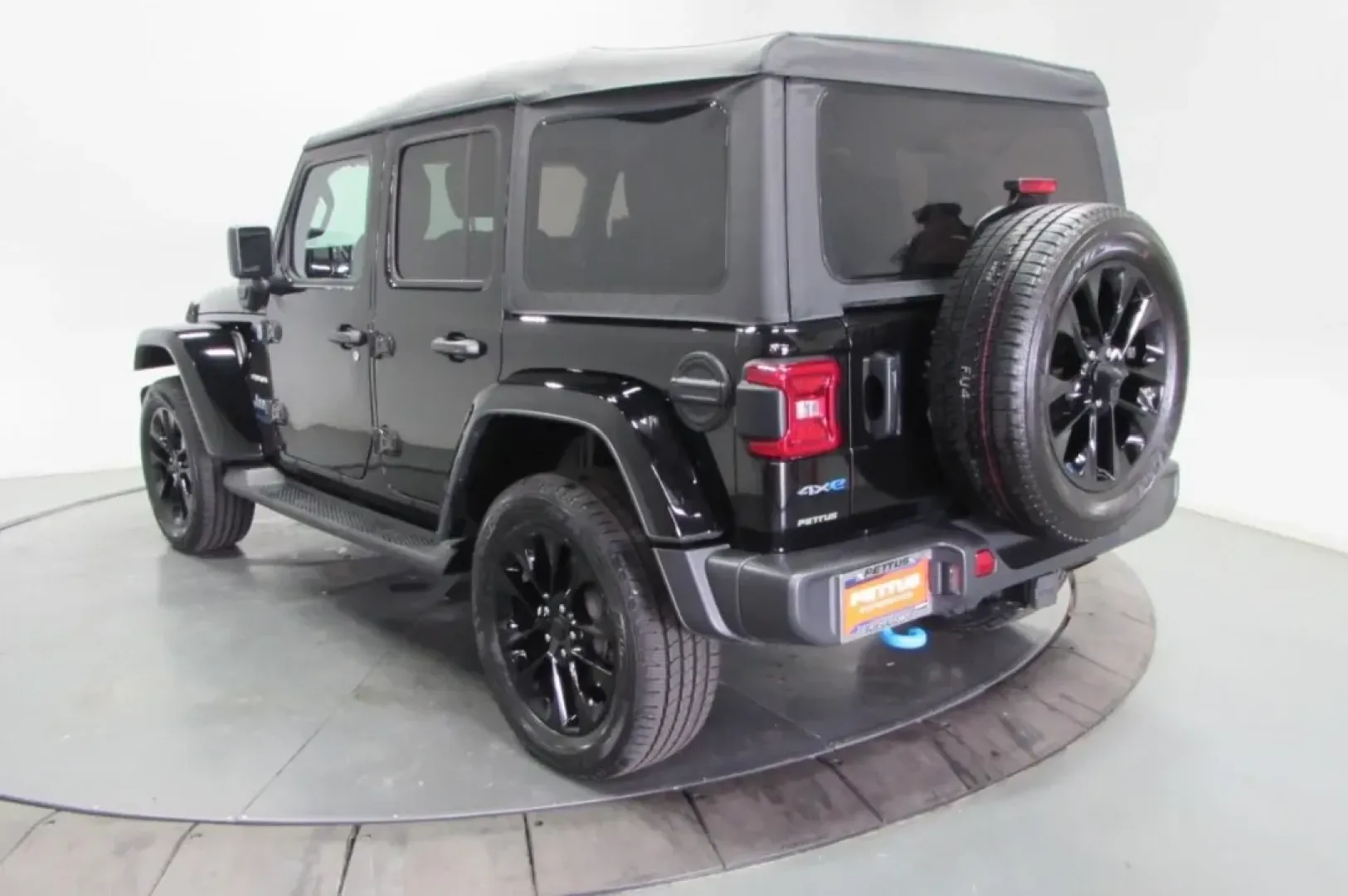 2022 /Black Jeep Wrangler Unlimited Sahara 4xe (1C4JJXP62NW) with an Other engine, Automatic transmission, located at 12830 Highway 21, De Soto, MO, 63020, (636) 337-7777, 38.153099, -90.573624 - **Unleash Your Adventurous Spirit with the 2022 Jeep Wrangler at Pettus CDJR DeSoto!**<br /> <br /> Are you ready to transform your weekends into unforgettable adventures? The 2022 Jeep Wrangler is your ticket to freedom, designed for those who crave exploration and a lifestyle that embraces the gre - Photo#5
