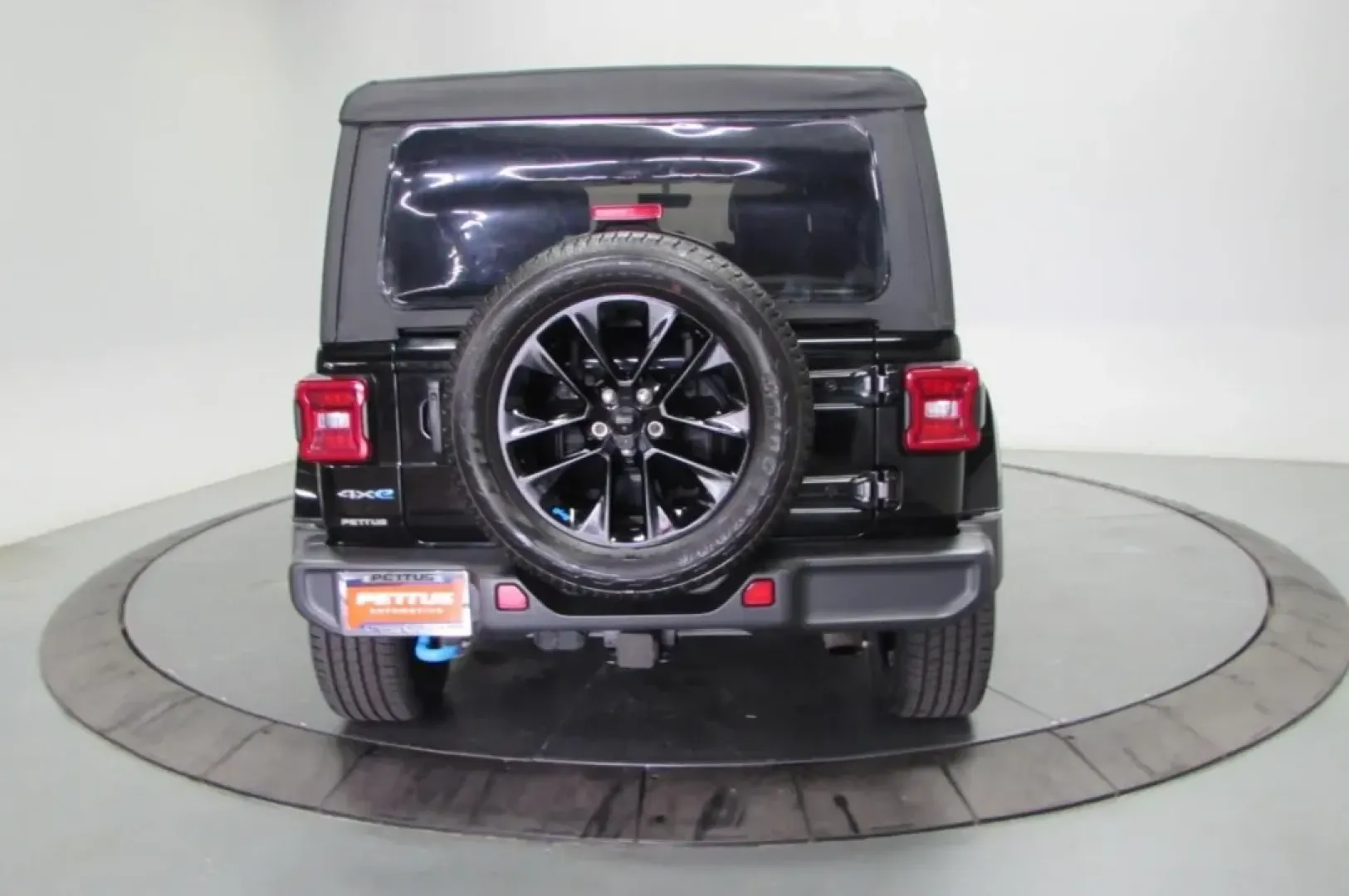 2022 /Black Jeep Wrangler Unlimited Sahara 4xe (1C4JJXP62NW) with an Other engine, Automatic transmission, located at 12830 Highway 21, De Soto, MO, 63020, (636) 337-7777, 38.153099, -90.573624 - **Unleash Your Adventurous Spirit with the 2022 Jeep Wrangler at Pettus CDJR DeSoto!**<br /> <br /> Are you ready to transform your weekends into unforgettable adventures? The 2022 Jeep Wrangler is your ticket to freedom, designed for those who crave exploration and a lifestyle that embraces the gre - Photo#6