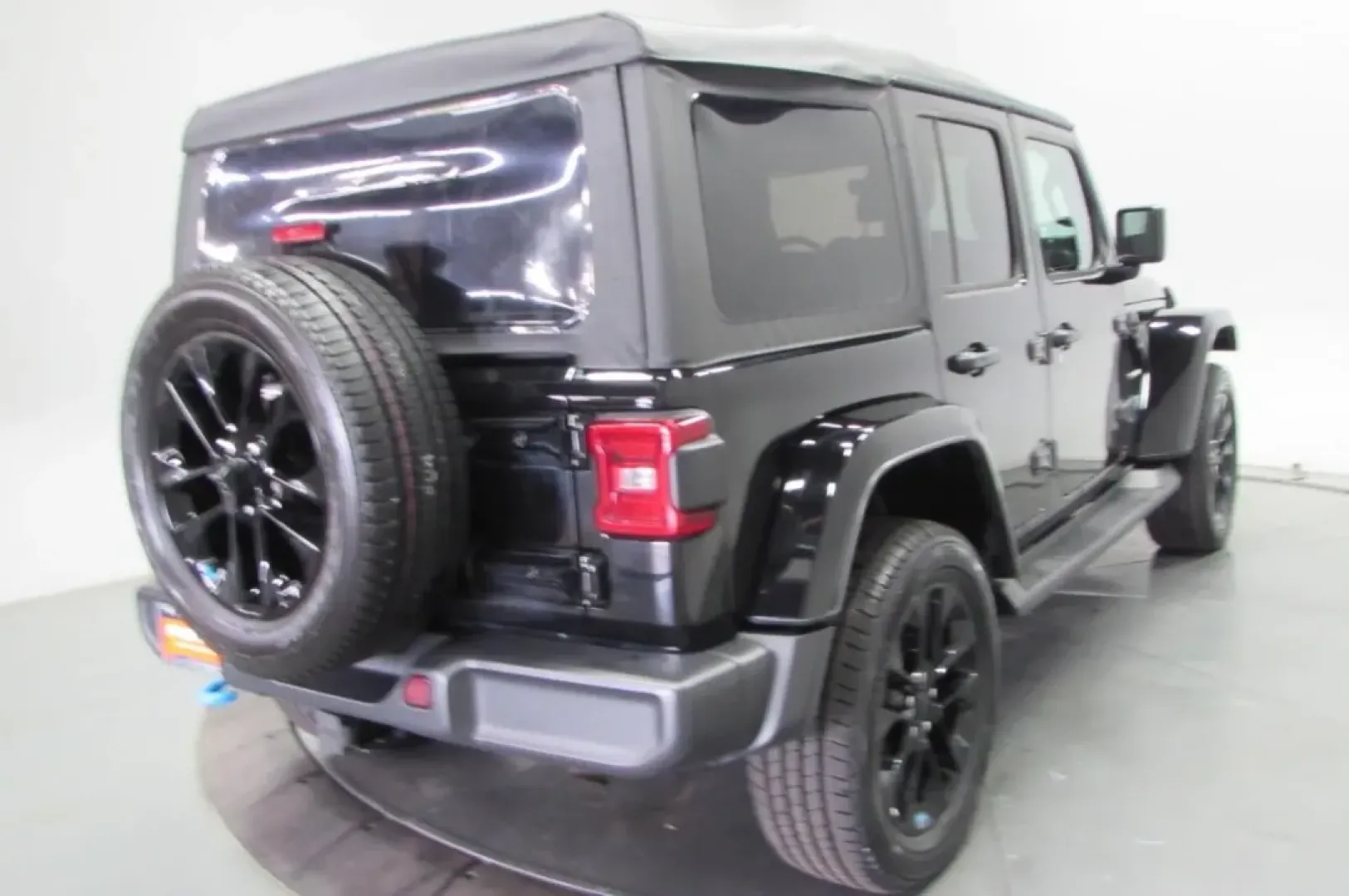 2022 /Black Jeep Wrangler Unlimited Sahara 4xe (1C4JJXP62NW) with an Other engine, Automatic transmission, located at 12830 Highway 21, De Soto, MO, 63020, (636) 337-7777, 38.153099, -90.573624 - **Unleash Your Adventurous Spirit with the 2022 Jeep Wrangler at Pettus CDJR DeSoto!**<br /> <br /> Are you ready to transform your weekends into unforgettable adventures? The 2022 Jeep Wrangler is your ticket to freedom, designed for those who crave exploration and a lifestyle that embraces the gre - Photo#7