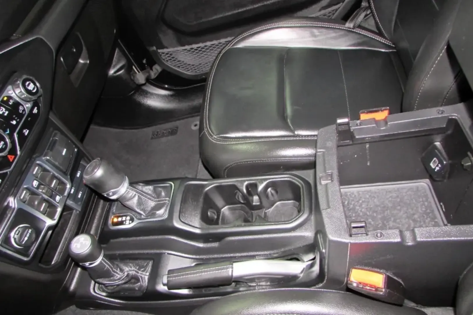2022 /Black Jeep Wrangler Unlimited Sahara 4xe (1C4JJXP62NW) with an Other engine, Automatic transmission, located at 12830 Highway 21, De Soto, MO, 63020, (636) 337-7777, 38.153099, -90.573624 - **Unleash Your Adventurous Spirit with the 2022 Jeep Wrangler at Pettus CDJR DeSoto!**<br /> <br /> Are you ready to transform your weekends into unforgettable adventures? The 2022 Jeep Wrangler is your ticket to freedom, designed for those who crave exploration and a lifestyle that embraces the gre - Photo#23