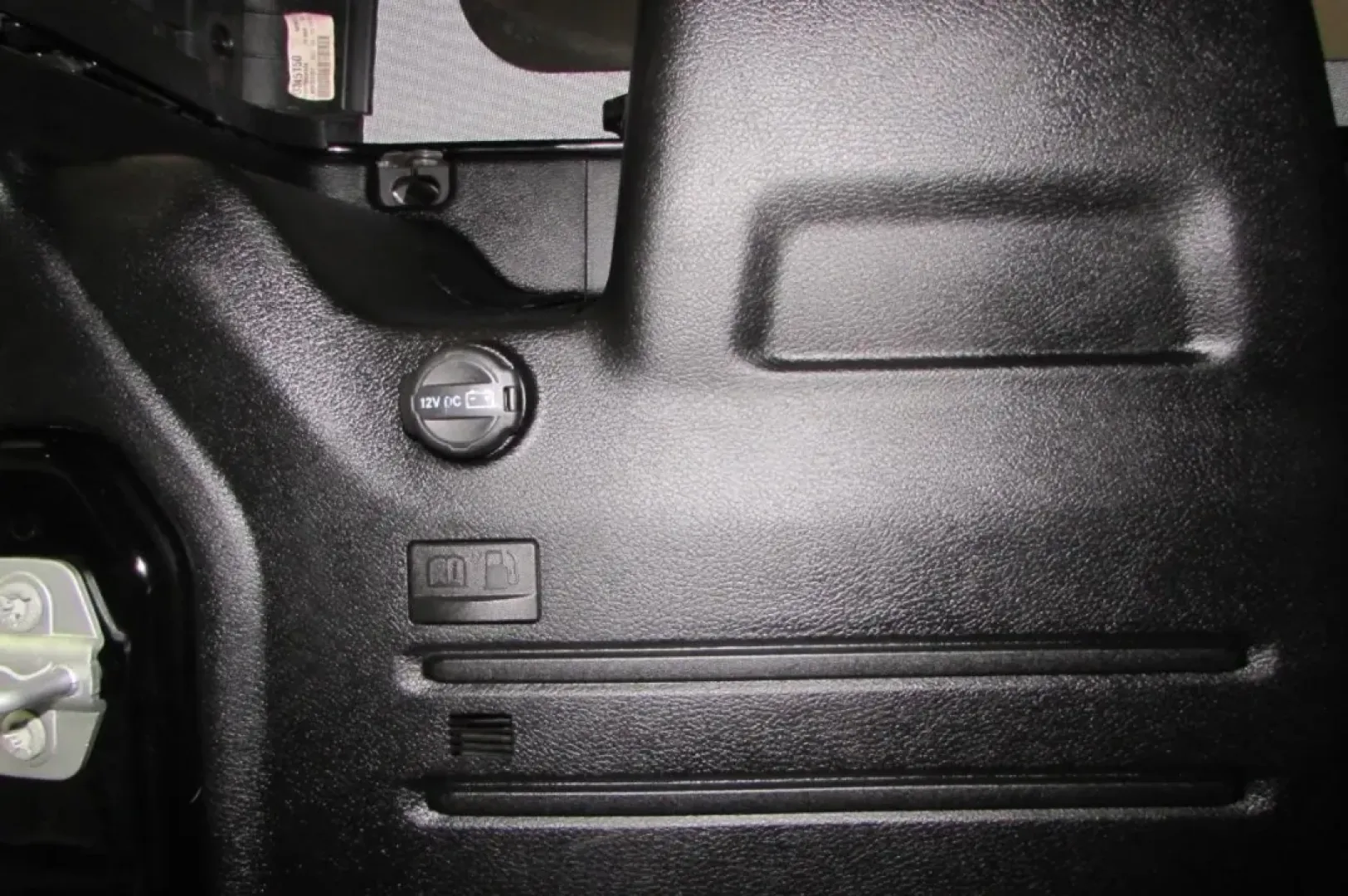 2022 /Black Jeep Wrangler Unlimited Sahara 4xe (1C4JJXP62NW) with an Other engine, Automatic transmission, located at 12830 Highway 21, De Soto, MO, 63020, (636) 337-7777, 38.153099, -90.573624 - **Unleash Your Adventurous Spirit with the 2022 Jeep Wrangler at Pettus CDJR DeSoto!**<br /> <br /> Are you ready to transform your weekends into unforgettable adventures? The 2022 Jeep Wrangler is your ticket to freedom, designed for those who crave exploration and a lifestyle that embraces the gre - Photo#30
