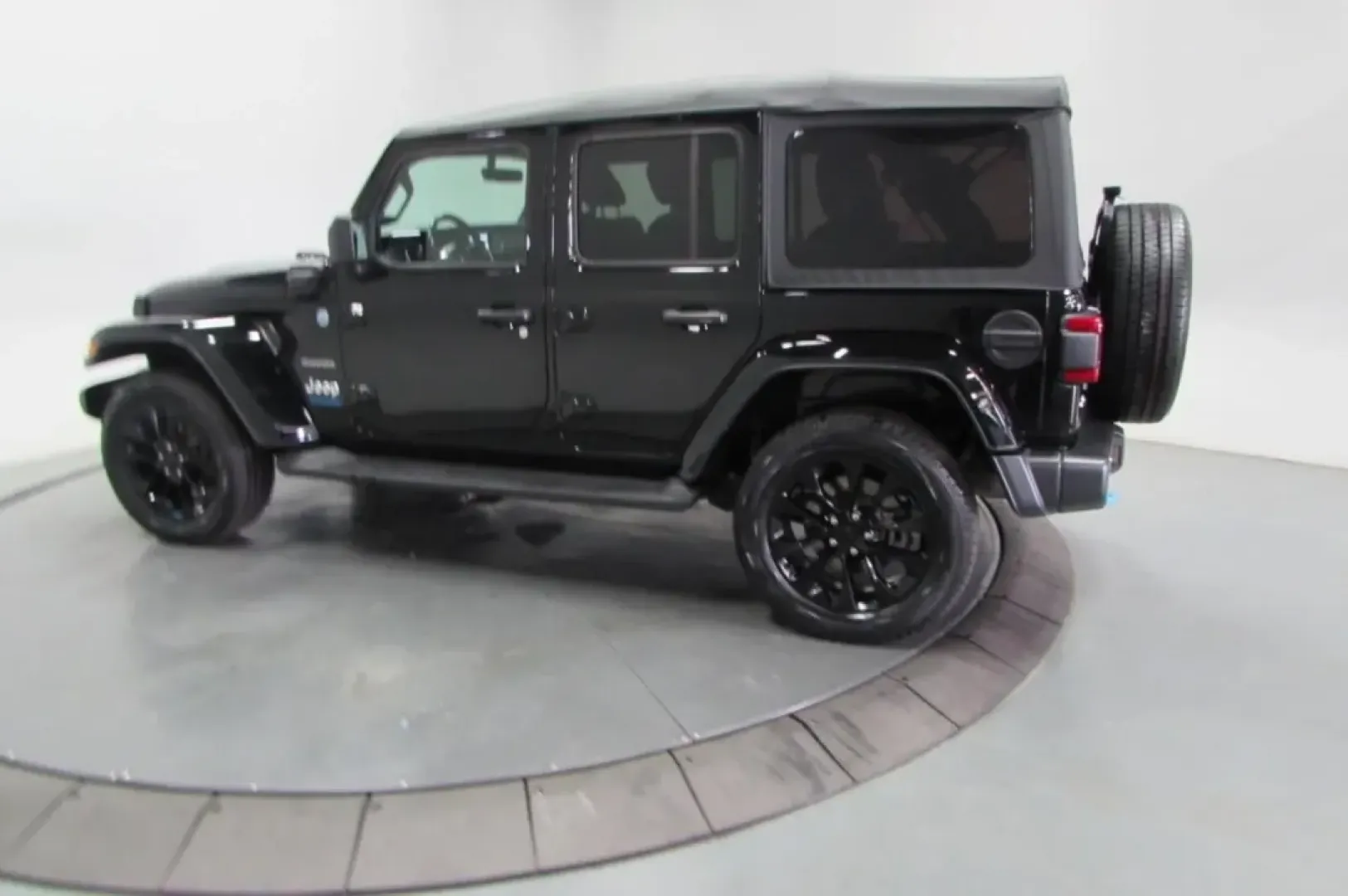 2022 /Black Jeep Wrangler Unlimited Sahara 4xe (1C4JJXP62NW) with an Other engine, Automatic transmission, located at 12830 Highway 21, De Soto, MO, 63020, (636) 337-7777, 38.153099, -90.573624 - **Unleash Your Adventurous Spirit with the 2022 Jeep Wrangler at Pettus CDJR DeSoto!**<br /> <br /> Are you ready to transform your weekends into unforgettable adventures? The 2022 Jeep Wrangler is your ticket to freedom, designed for those who crave exploration and a lifestyle that embraces the gre - Photo#4
